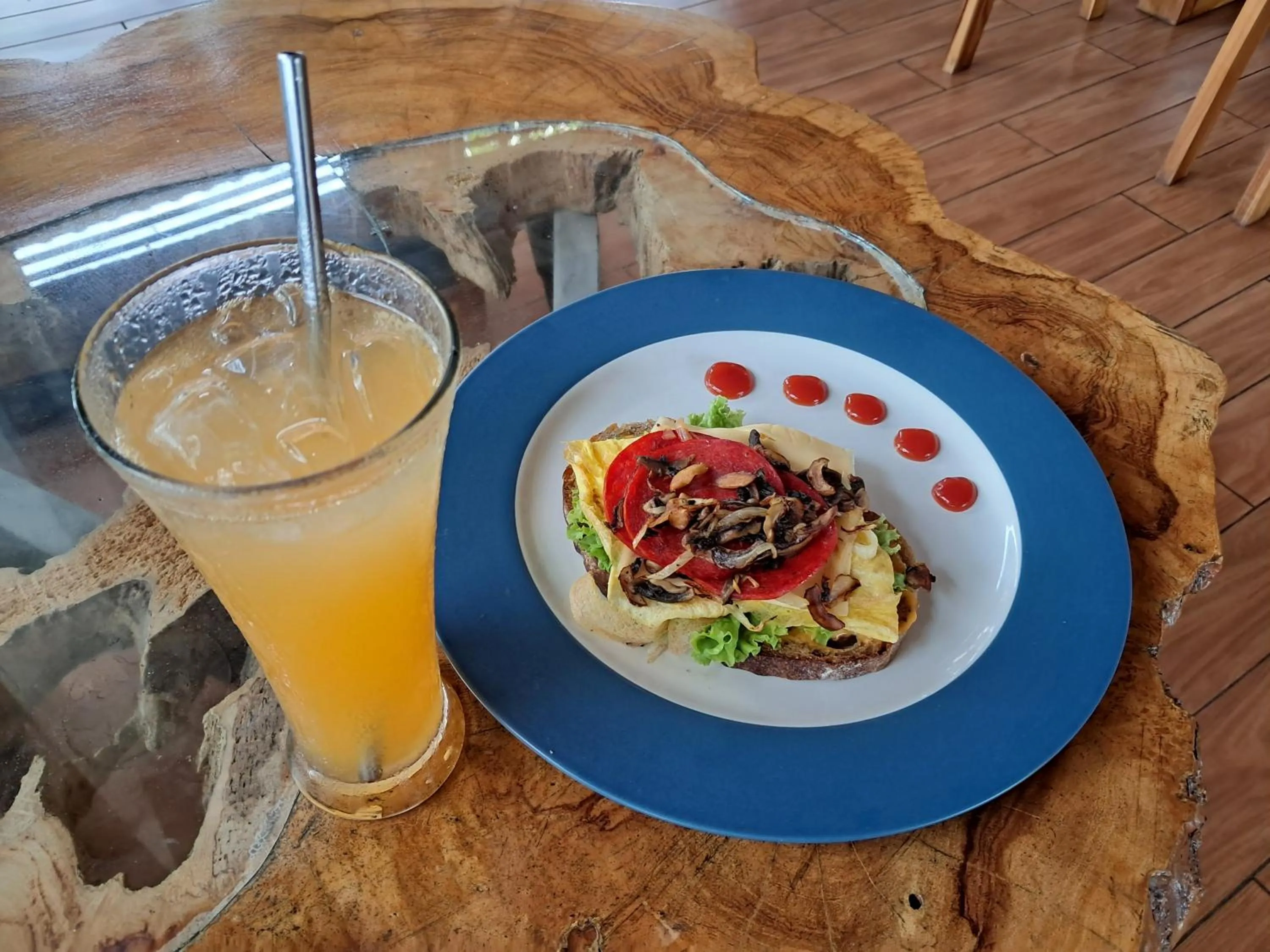 Food and drinks in West Break Bali - Medewi