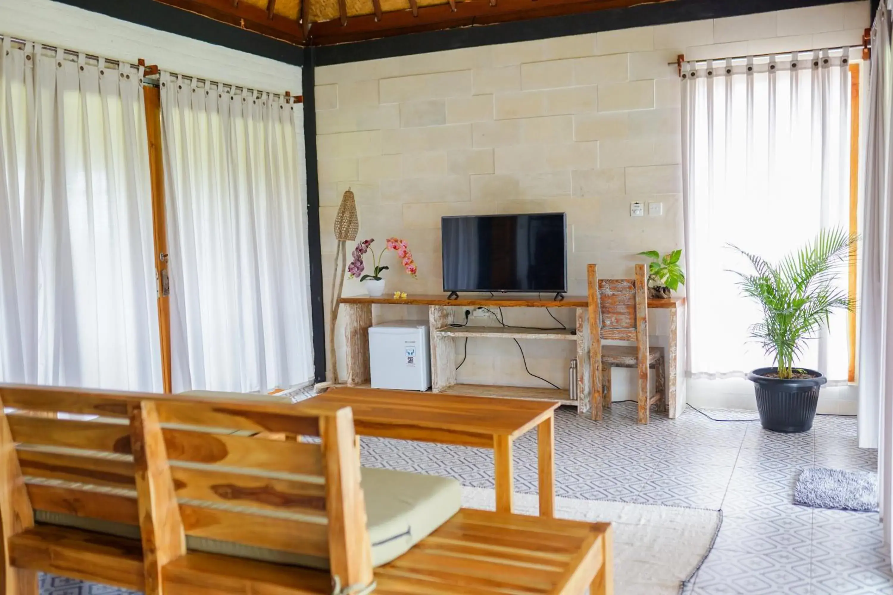 Double Room with Balcony and Sea View in West Break Bali - Medewi Double Room with Balcony and Sea View in West Break Bali - Medewi