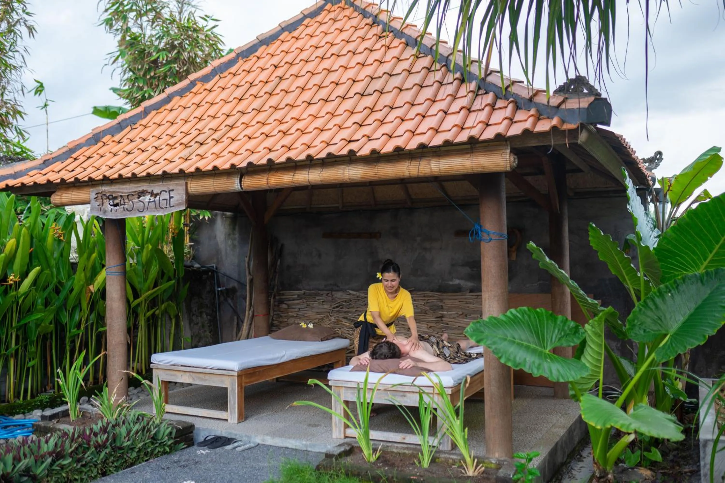 Massage in West Break Bali - Medewi