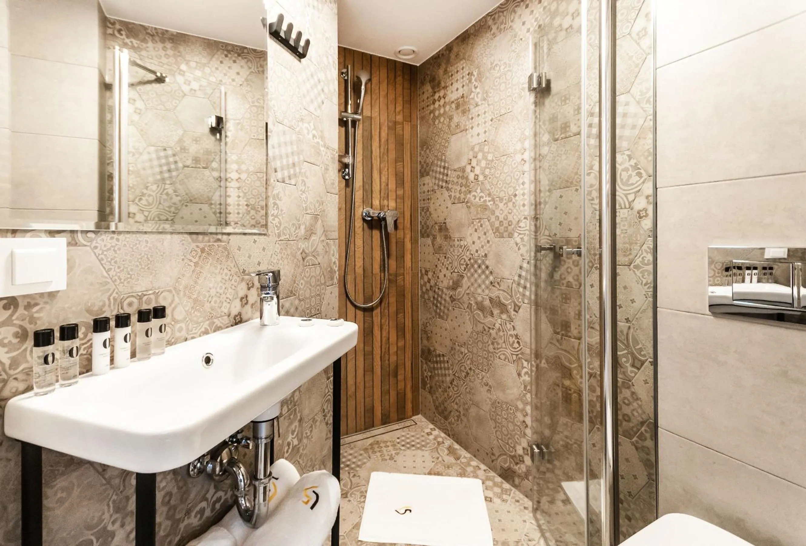 Shower in Apartamenty L5