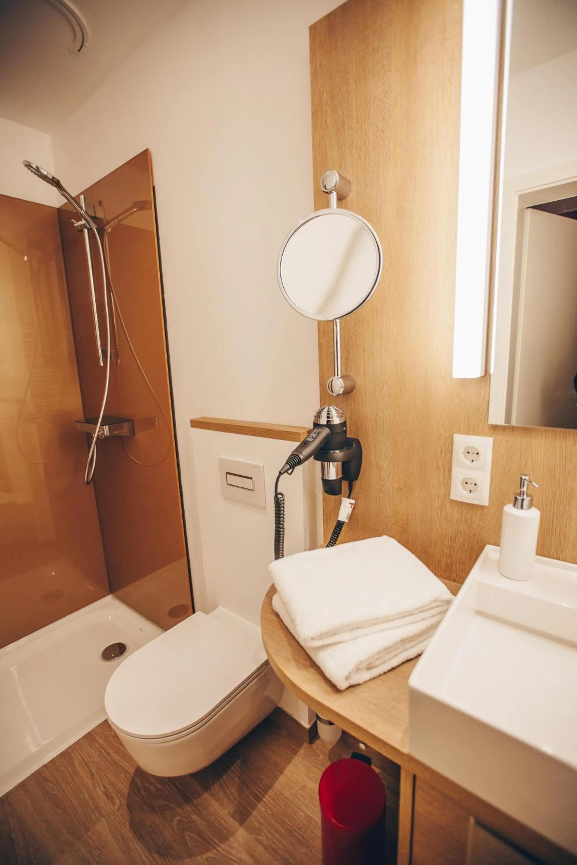 Bathroom in Hotel Luckys Inn