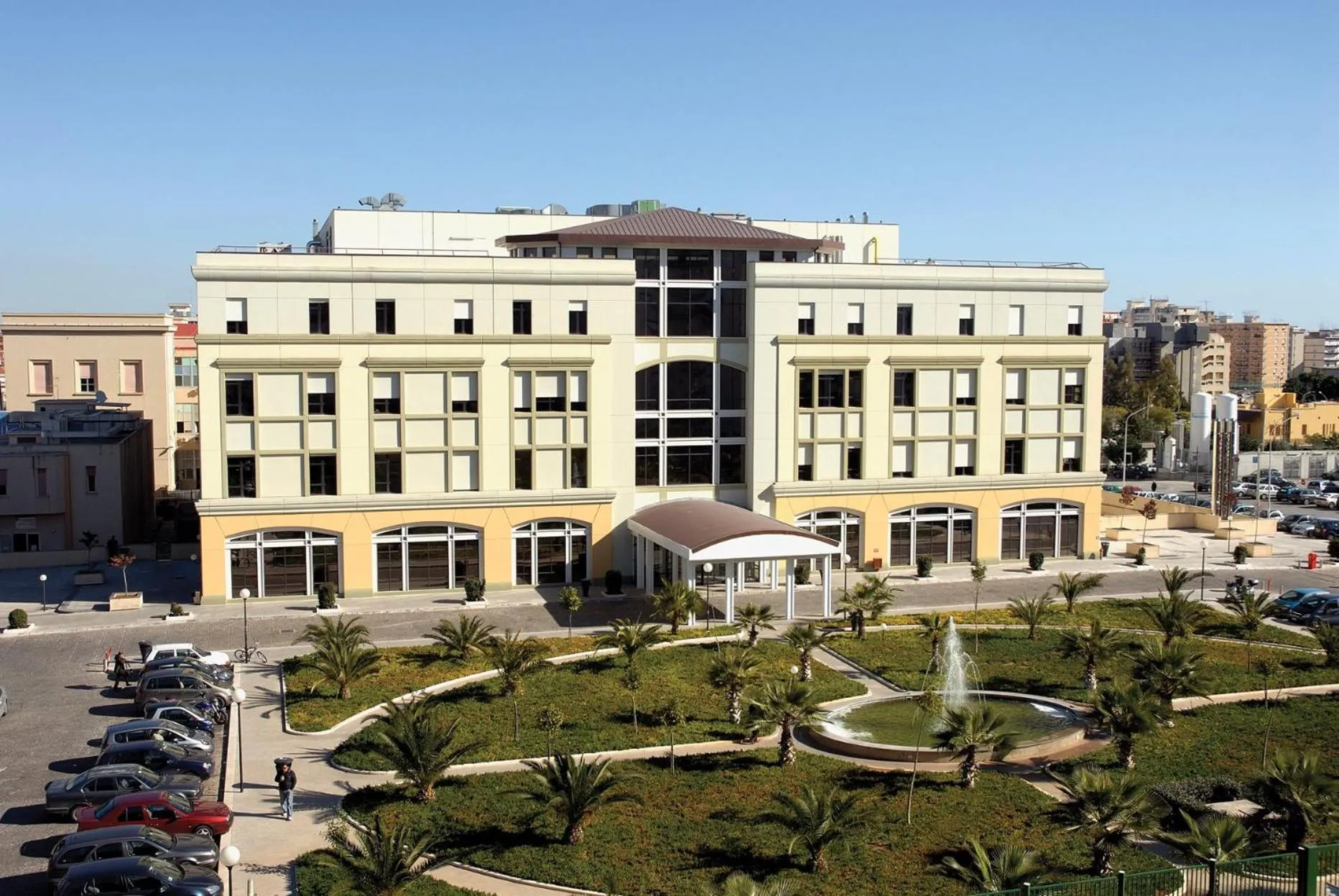 Property building in Al Civico 8 - Palermo