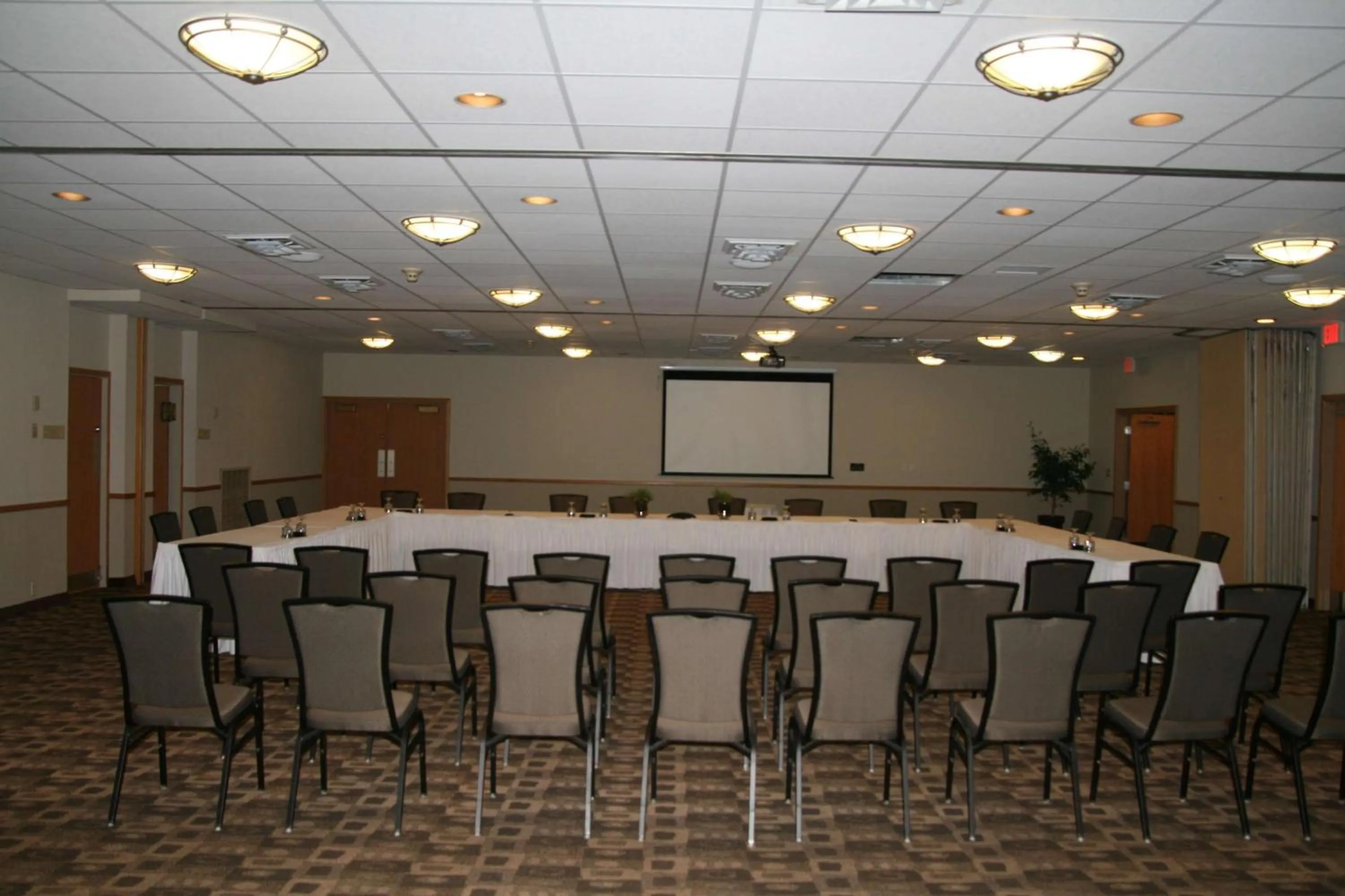 Meeting/conference room in Best Western Tomah Hotel