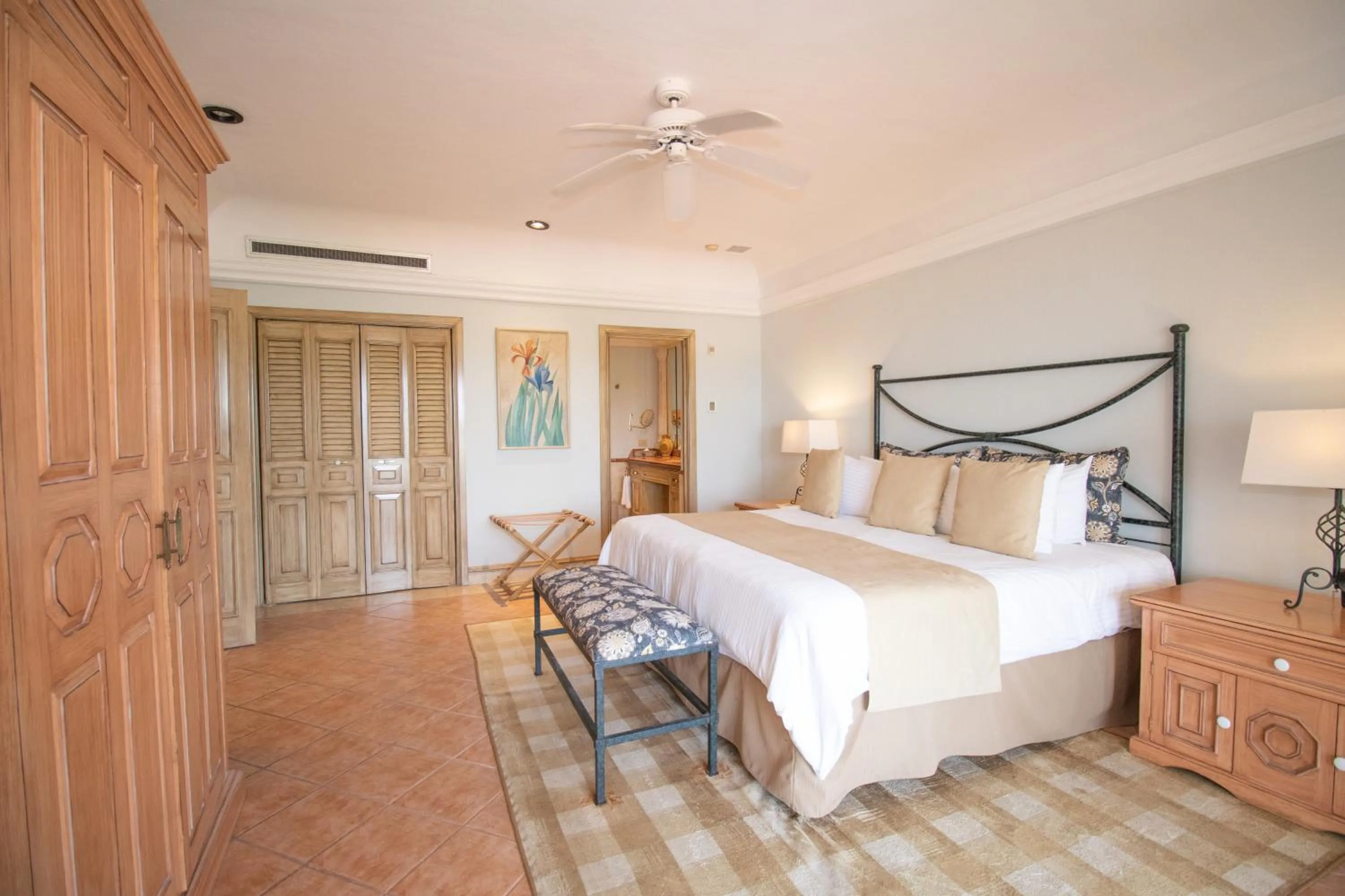 Bed in Grand Isla Navidad Golf & Spa Resort with Marina