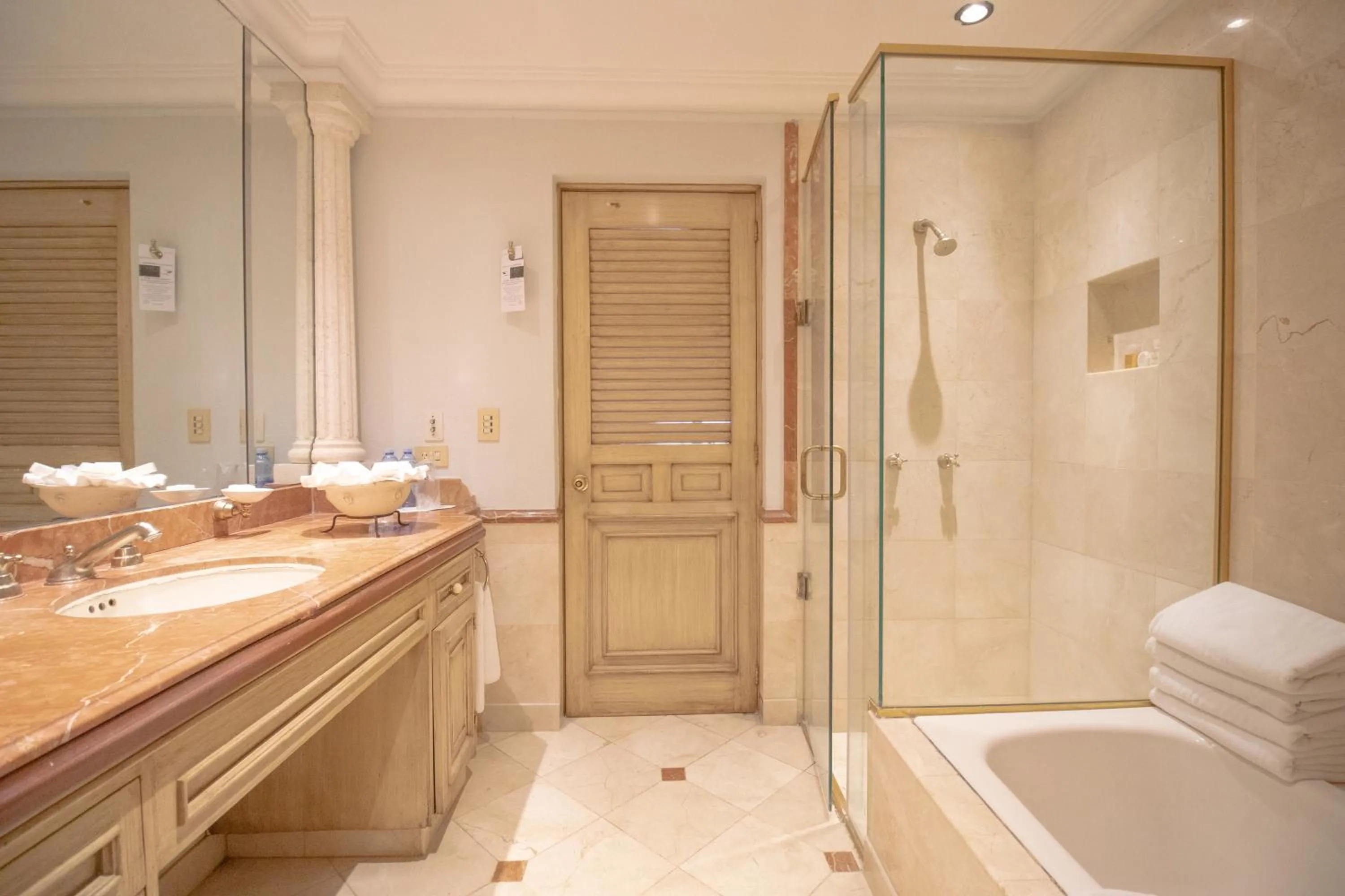 Grand Isla Navidad Golf & Spa Resort with Marina