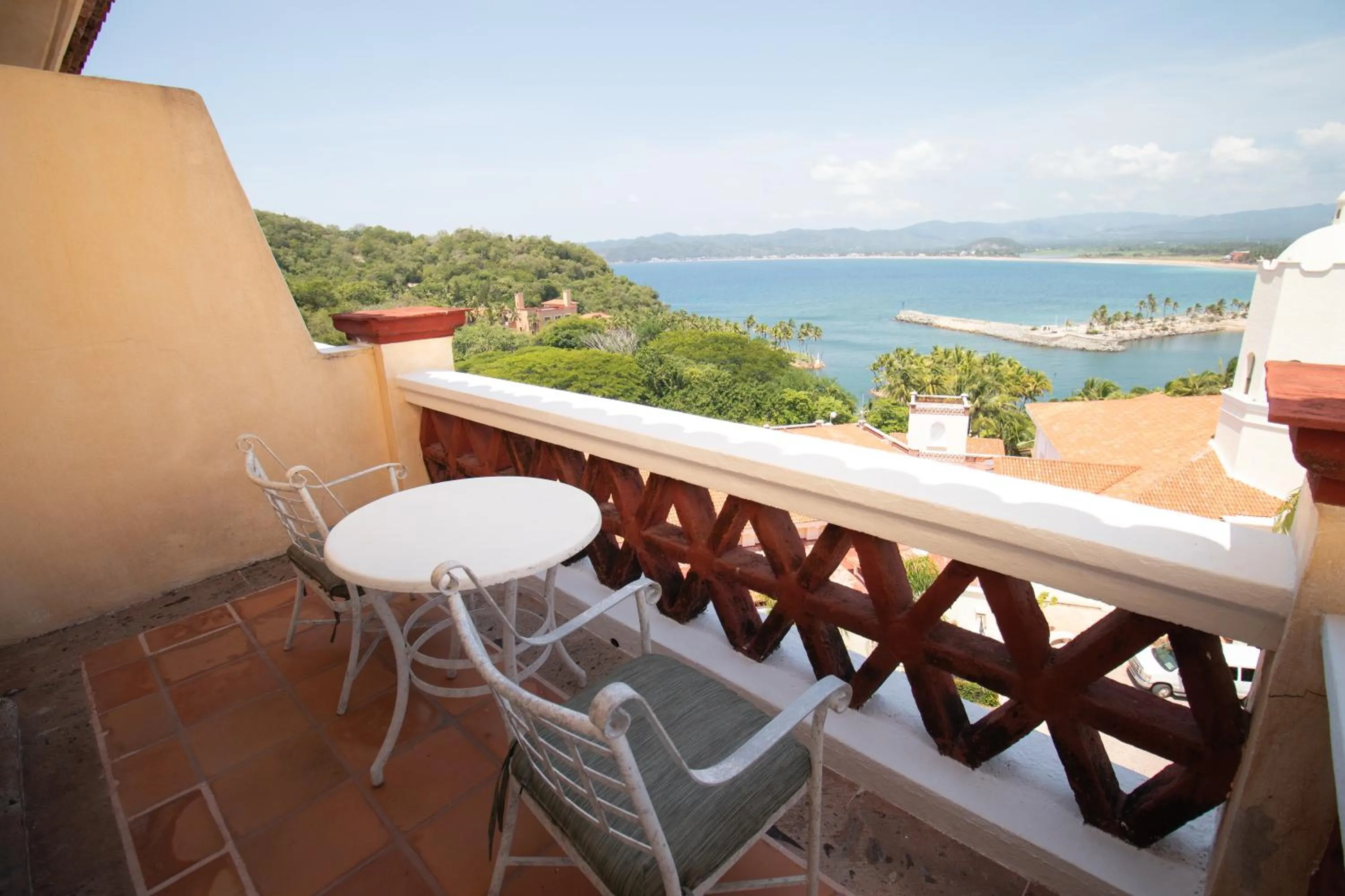 Grand Isla Navidad Golf & Spa Resort with Marina