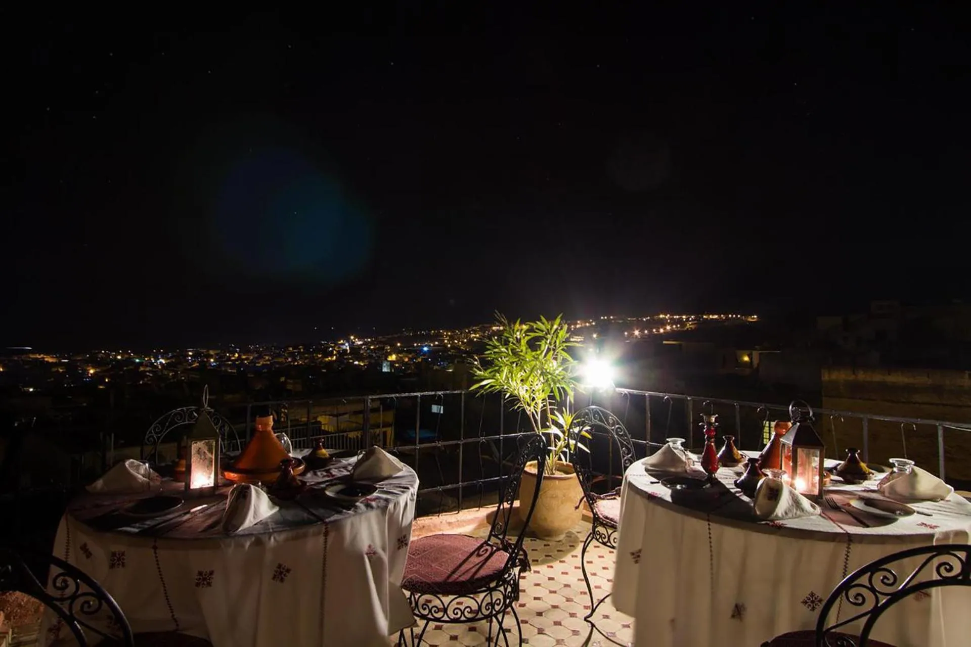 Restaurant/places to eat in Dar Ahl Tadla