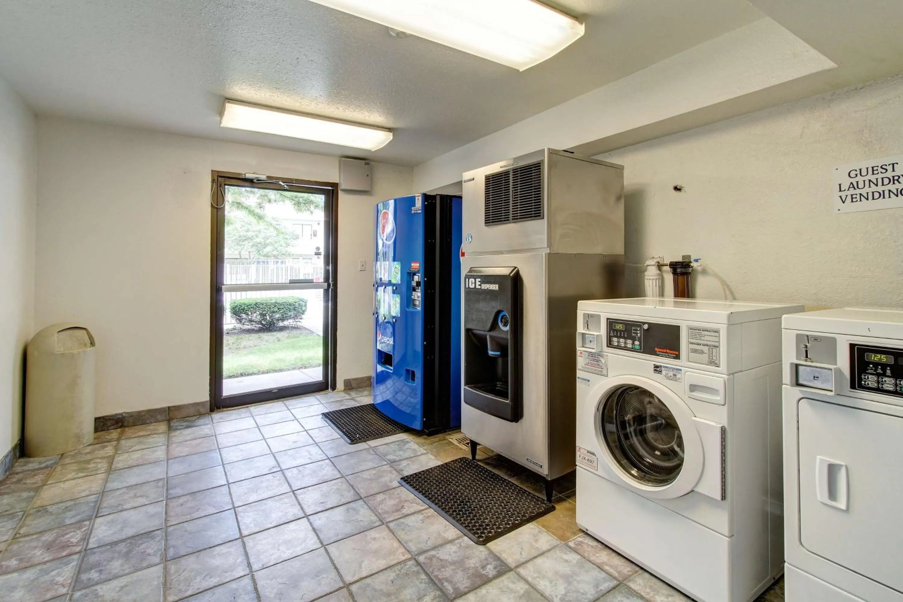 On site in Motel 6-Amherst, OH - Cleveland West - Lorain