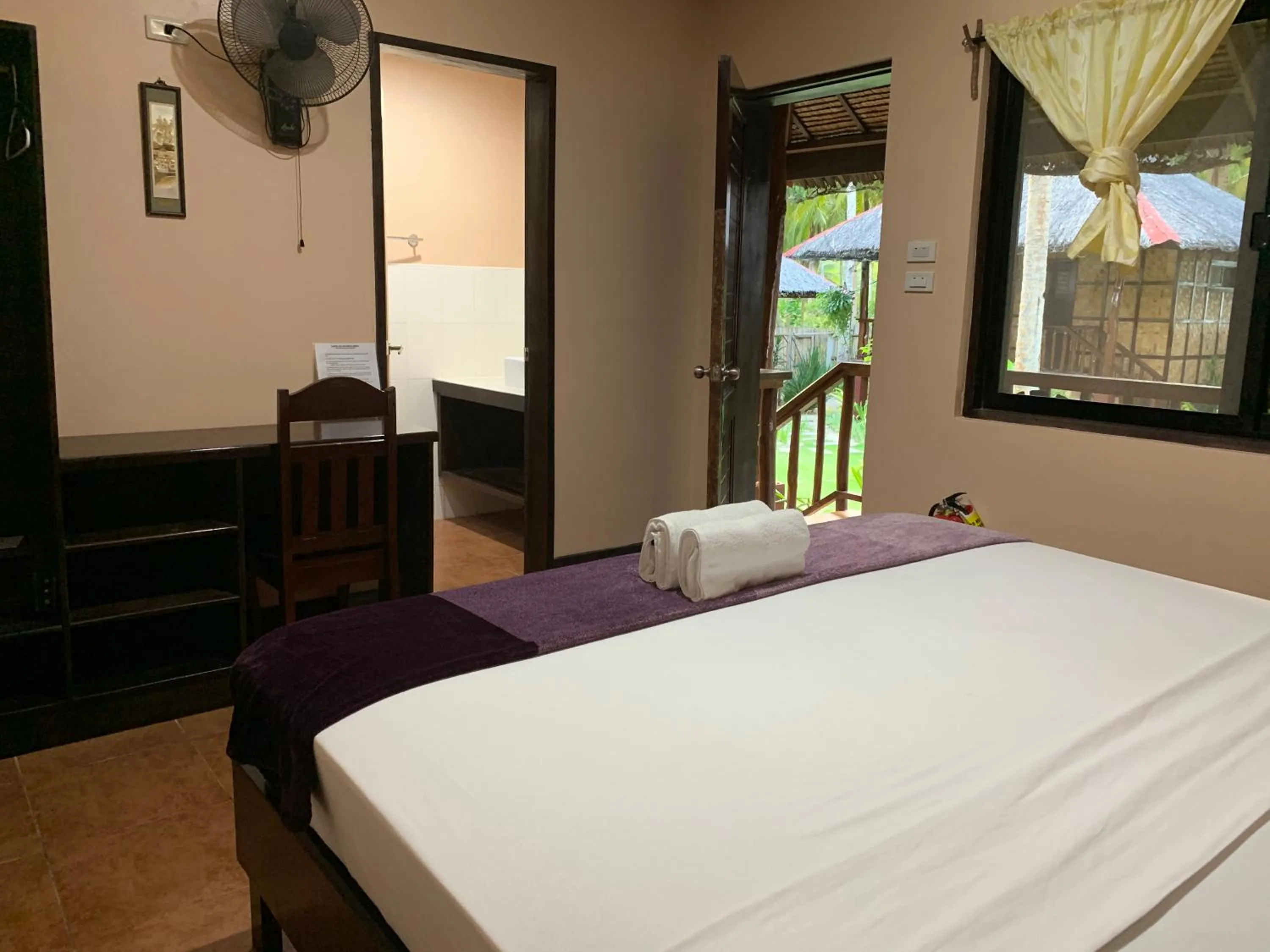 Deluxe Bungalow with Sea View in DaRosa Del Mar