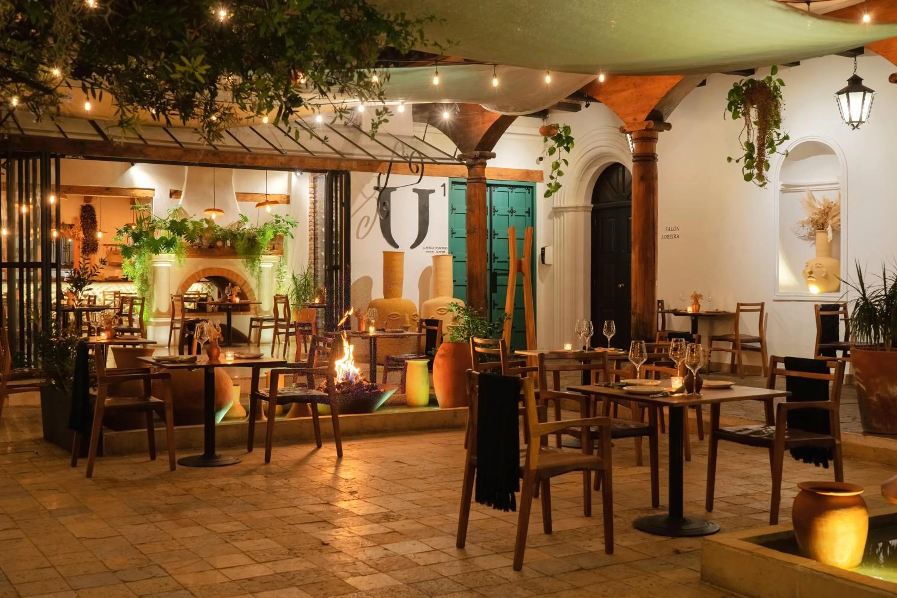 Restaurant/places to eat in Sombra del Agua