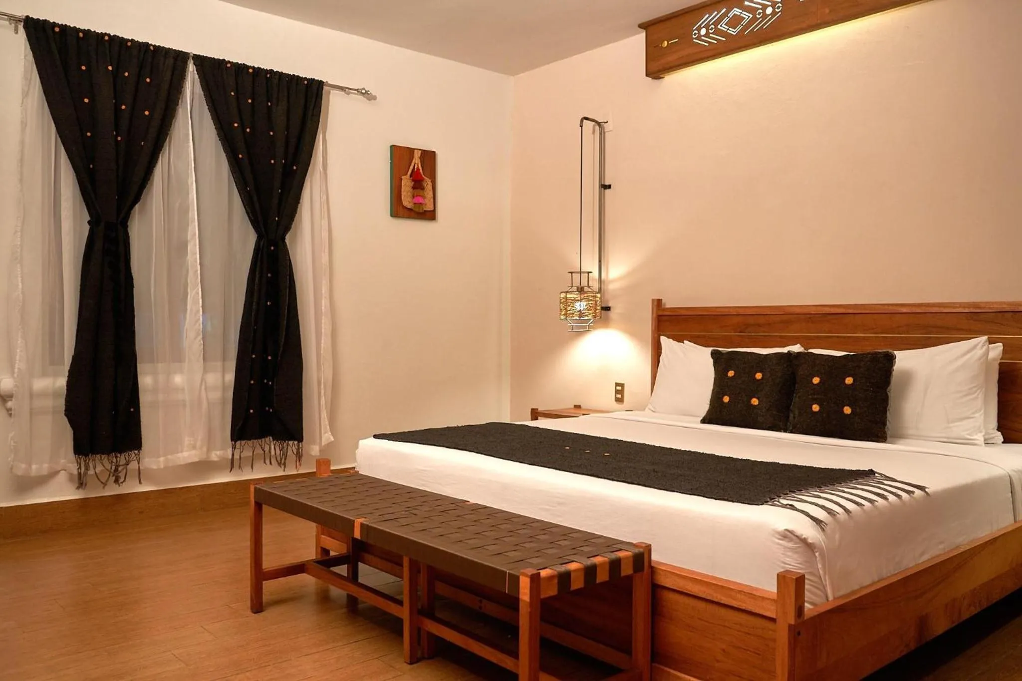 Photo of the whole room, Bed in Sombra del Agua