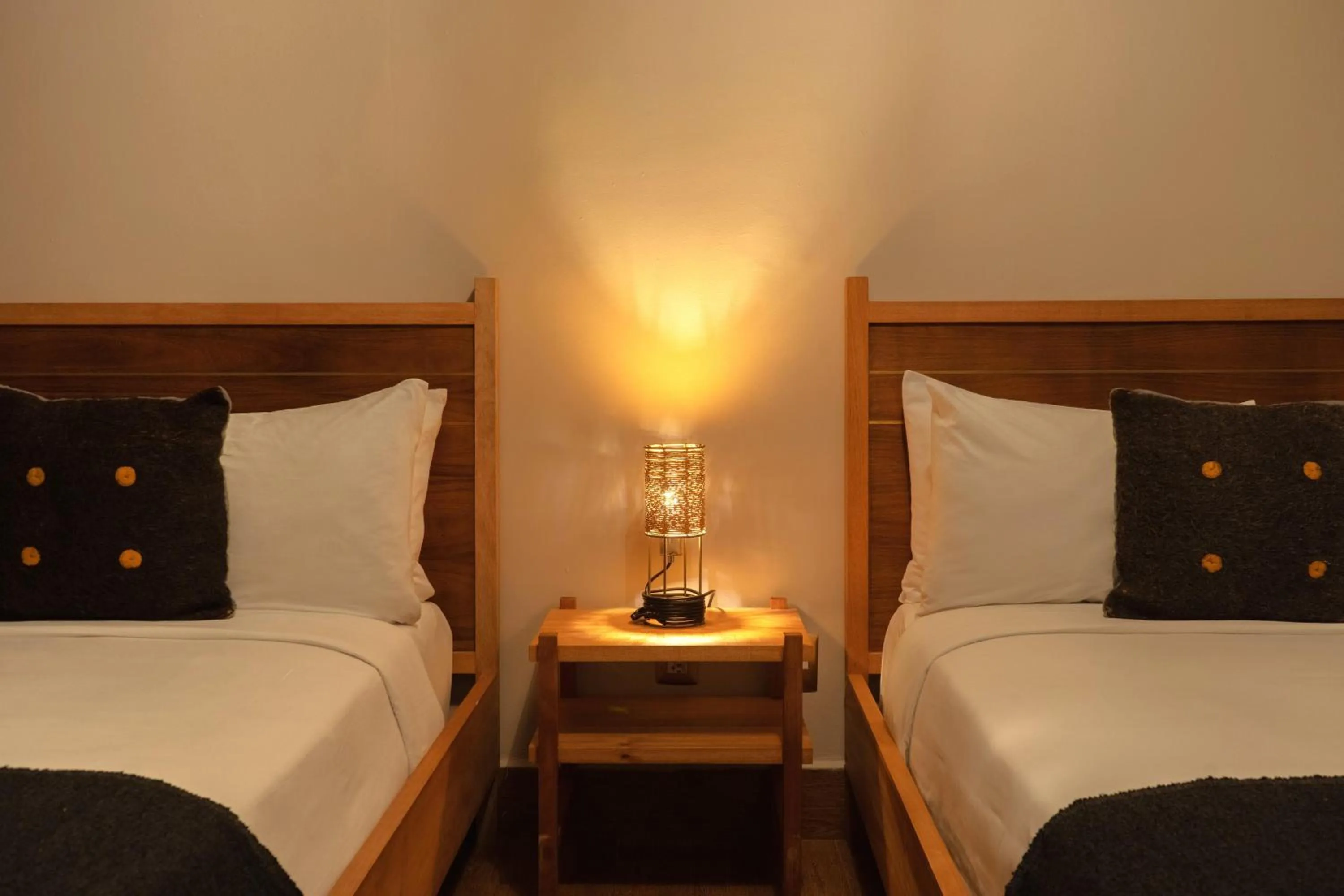 Photo of the whole room, Bed in Sombra del Agua