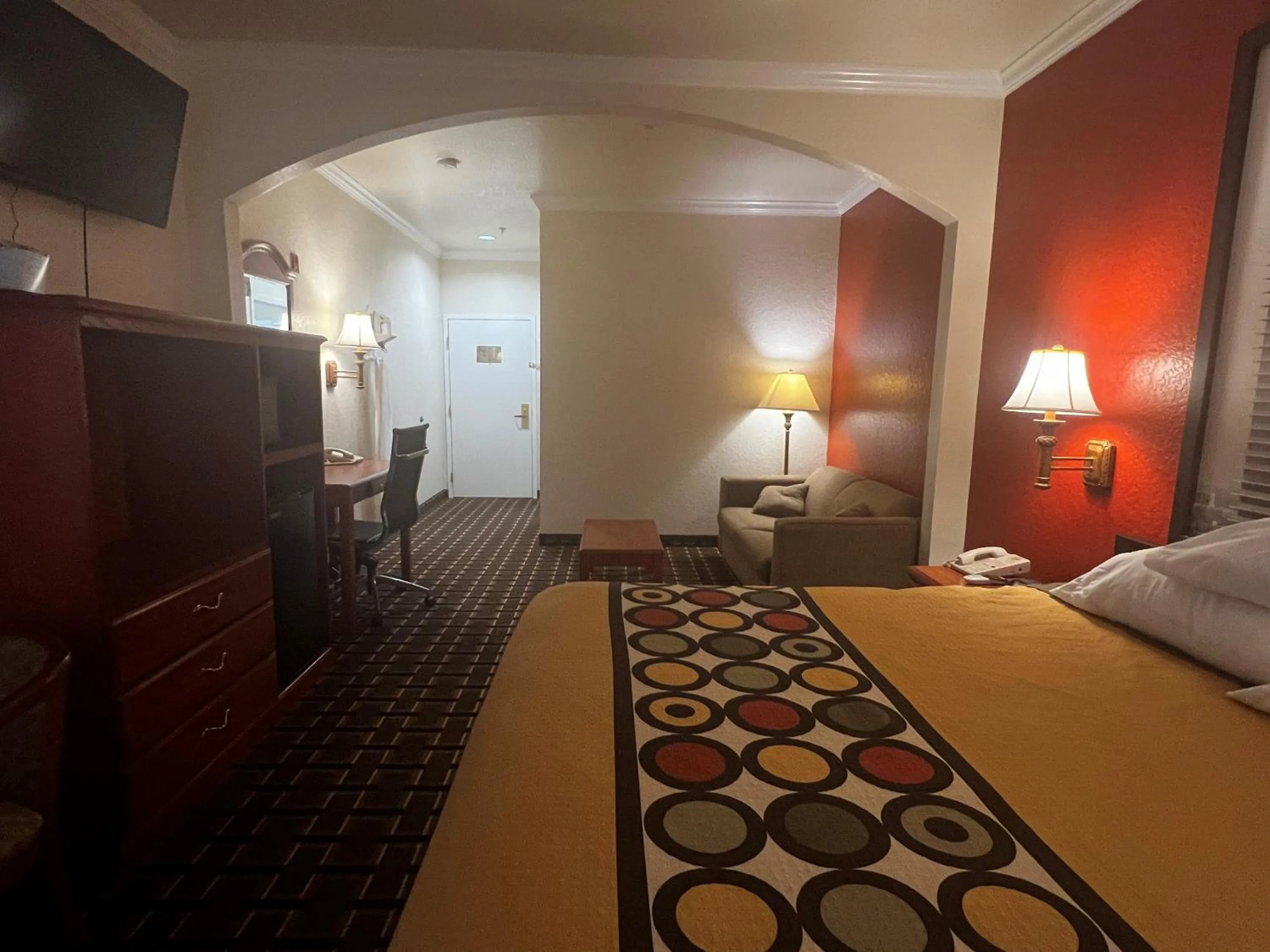 Photo of the whole room, Bed in Super 8 by Wyndham Brookshire TX