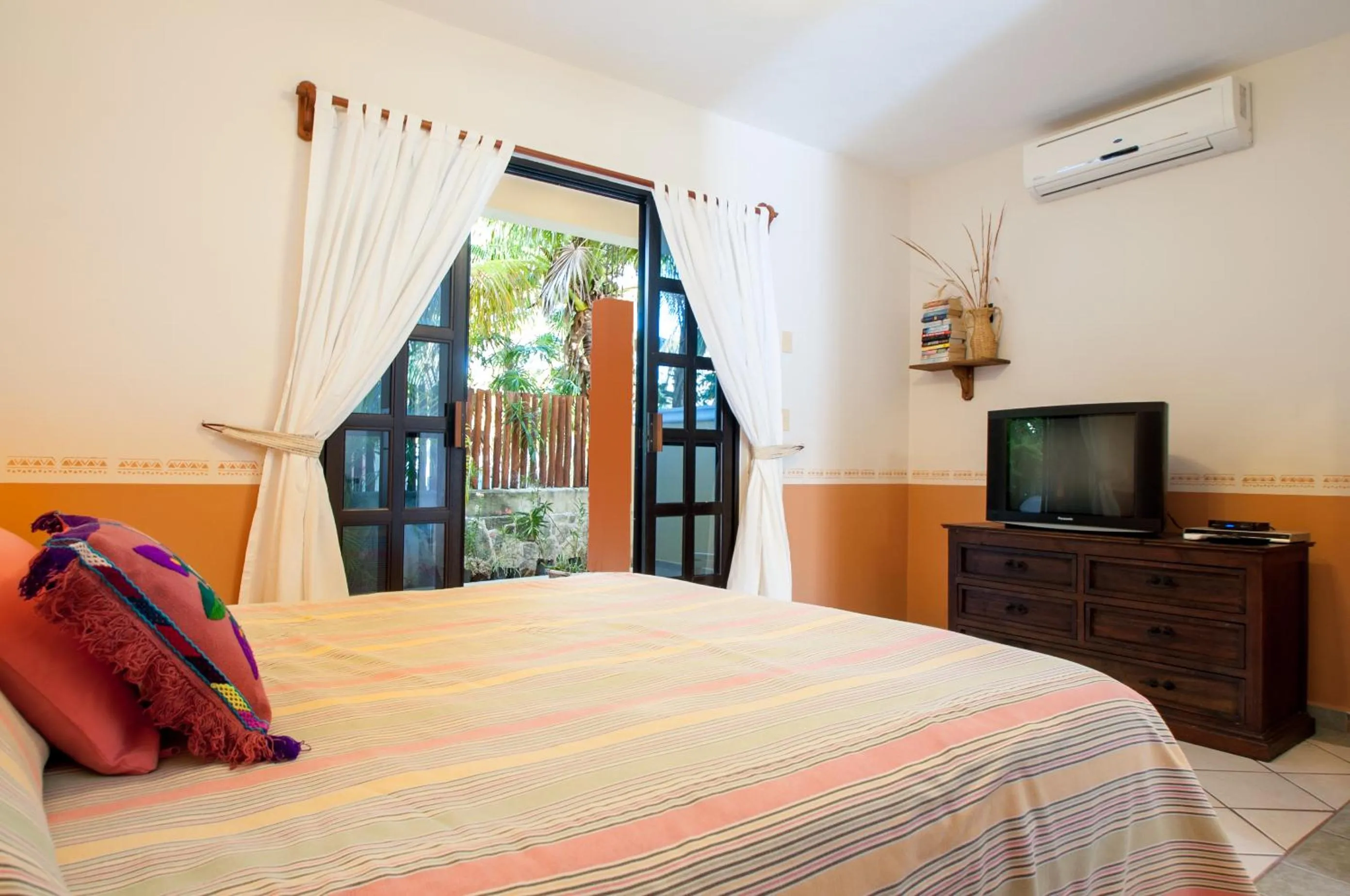 Photo of the whole room, Bed in Righetto Vacation Rentals