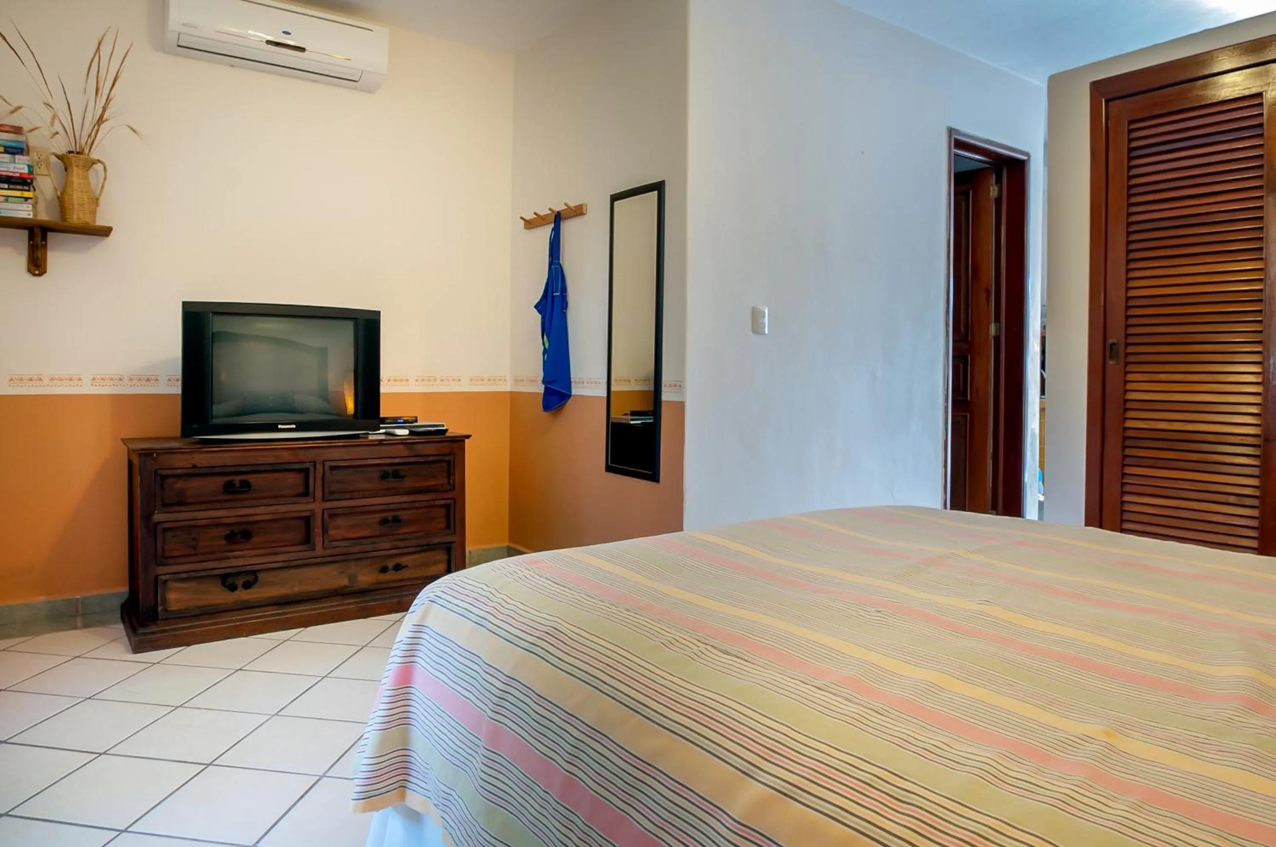 Photo of the whole room, Bed in Righetto Vacation Rentals