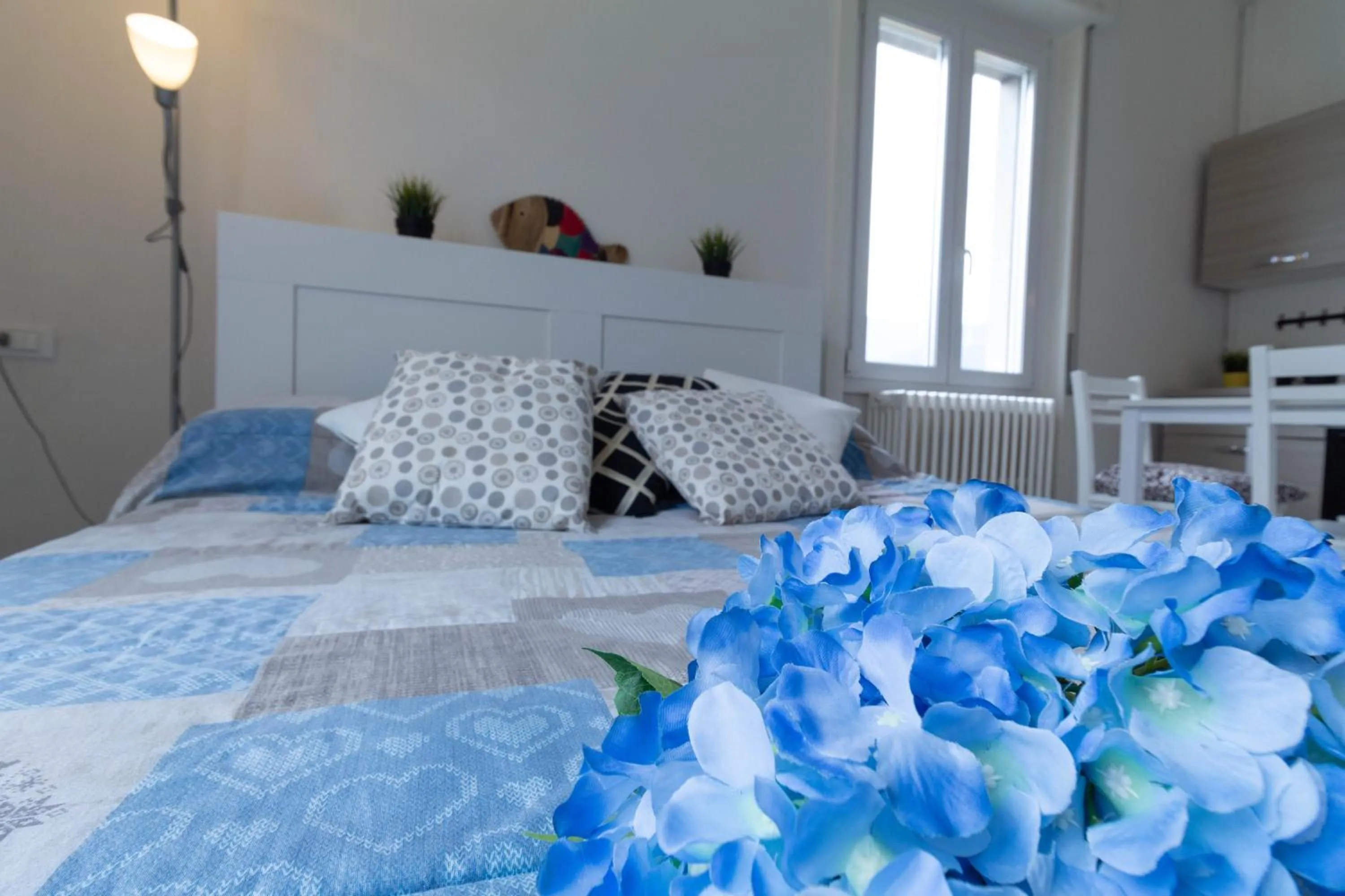 Living room, Bed in Le casette di Laura - Affitti Brevi Italia