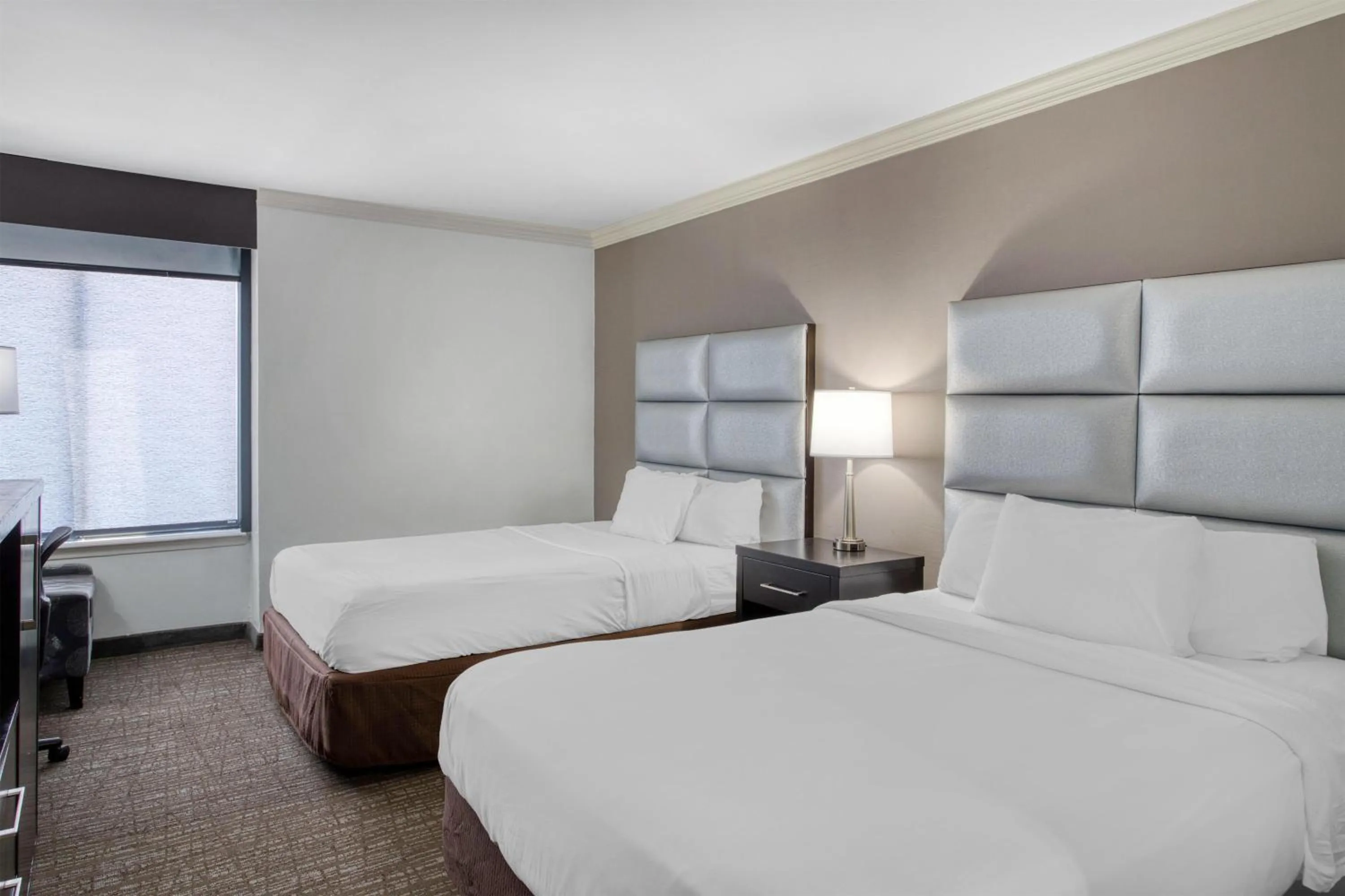 Bedroom, Bed in Best Western Webster Hotel, NASA