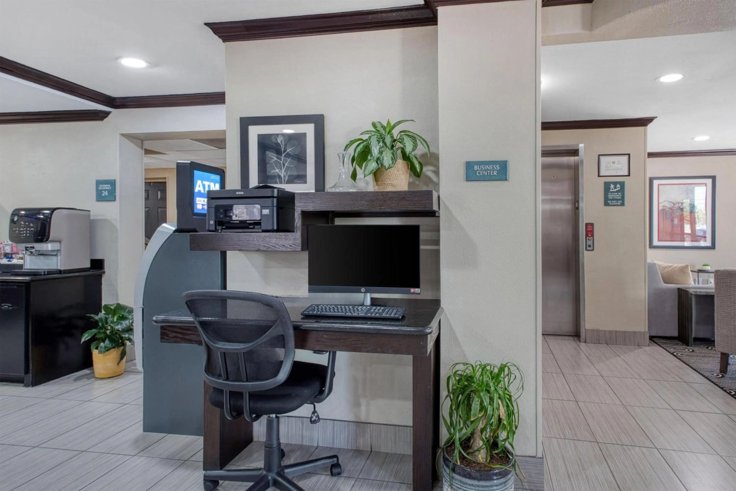 Business facilities in Best Western Webster Hotel, NASA