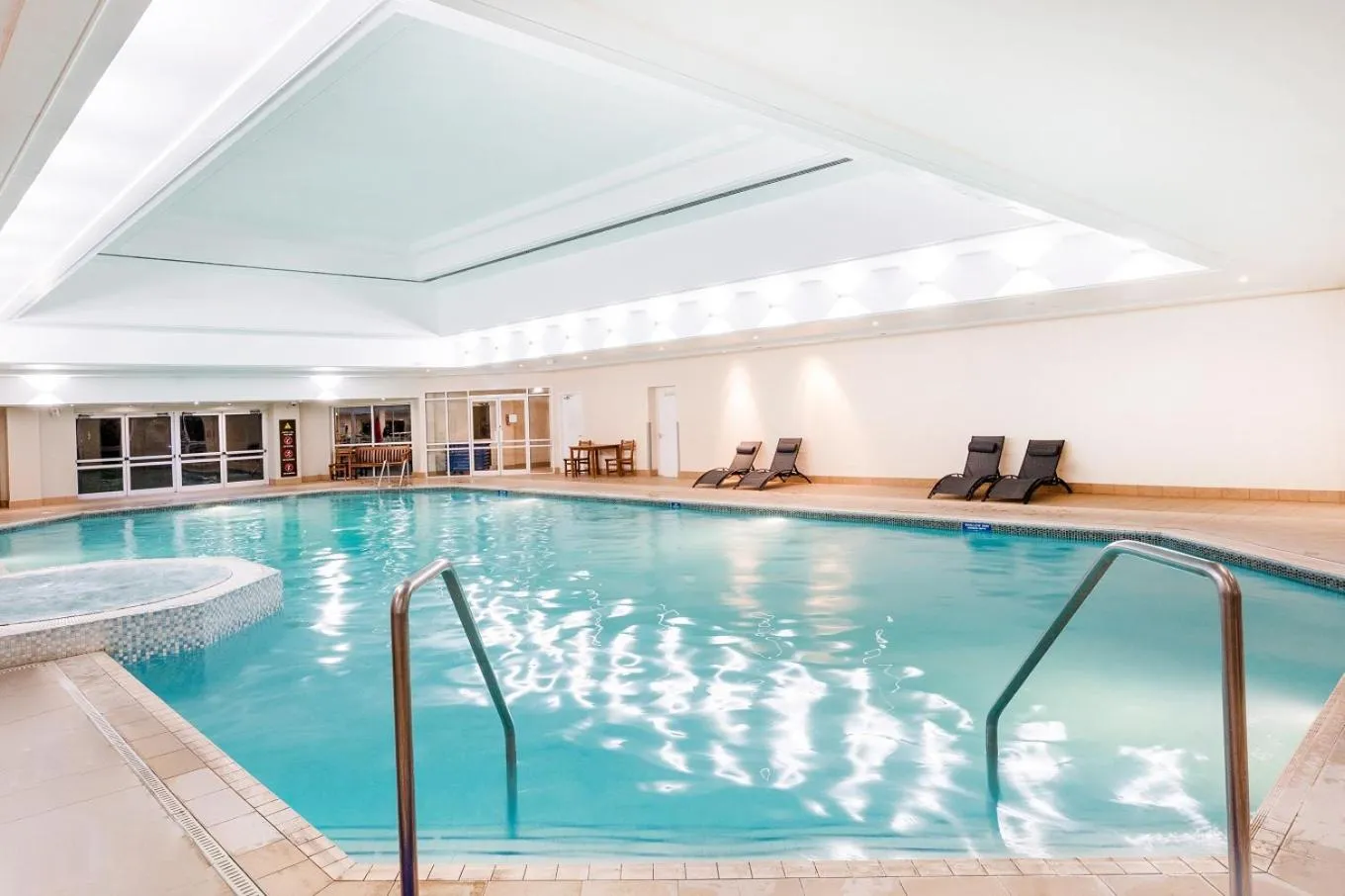 Swimming pool in Orida Maidstone