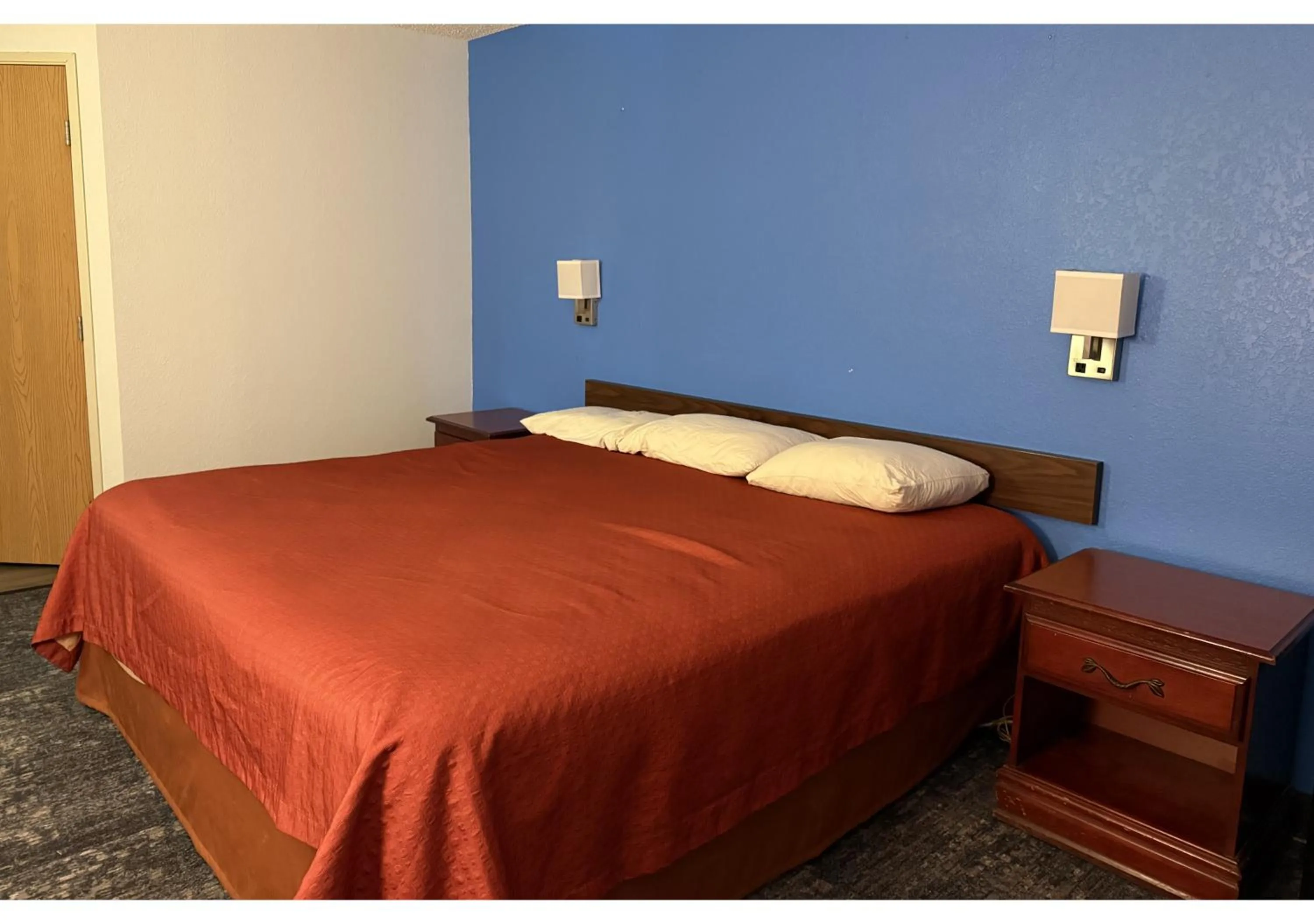 Bedroom, Bed in Conn Brown Harbour Inn Aransas Pass Corpus Christi