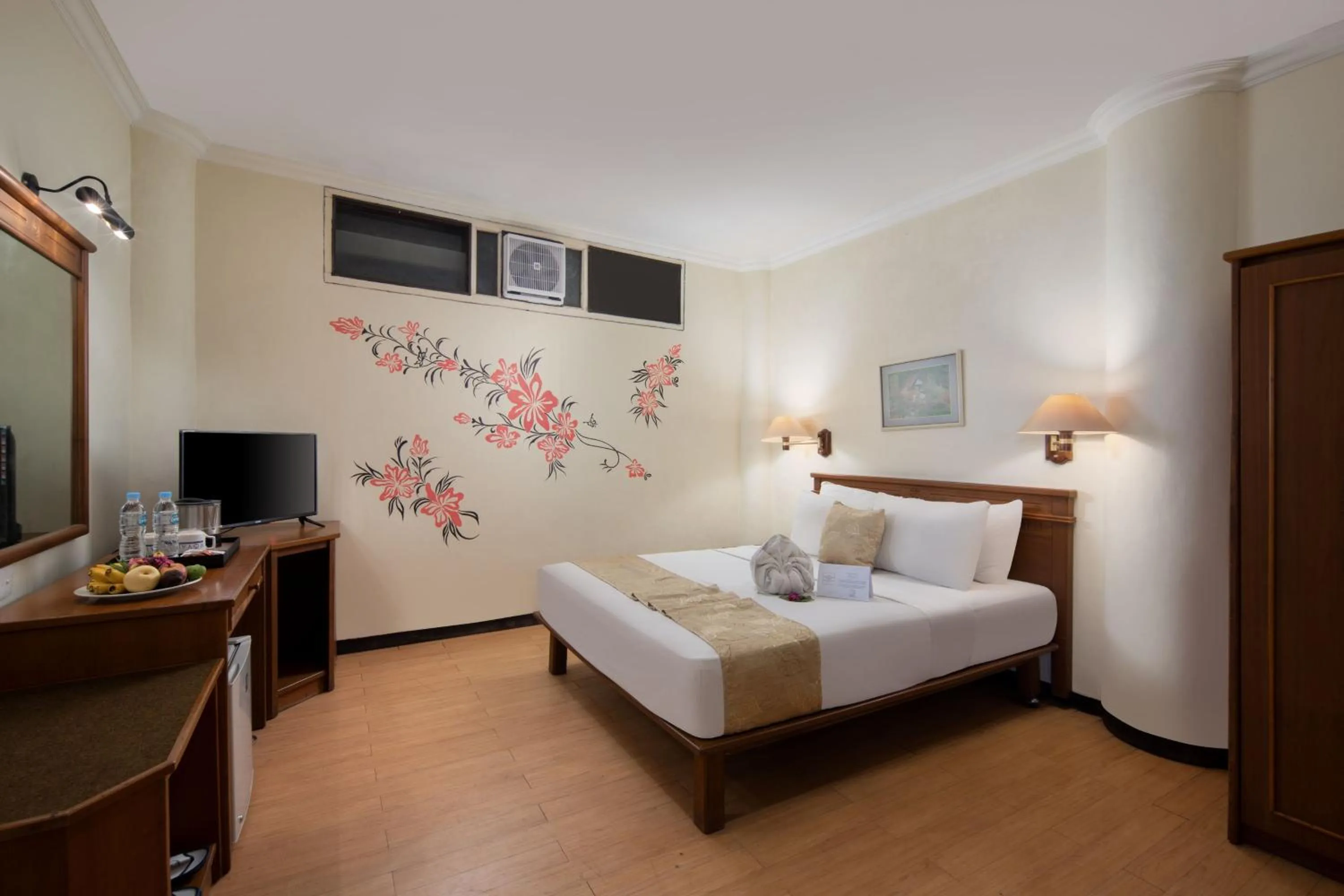 Bedroom in Royal Hotel and Convention Tretes