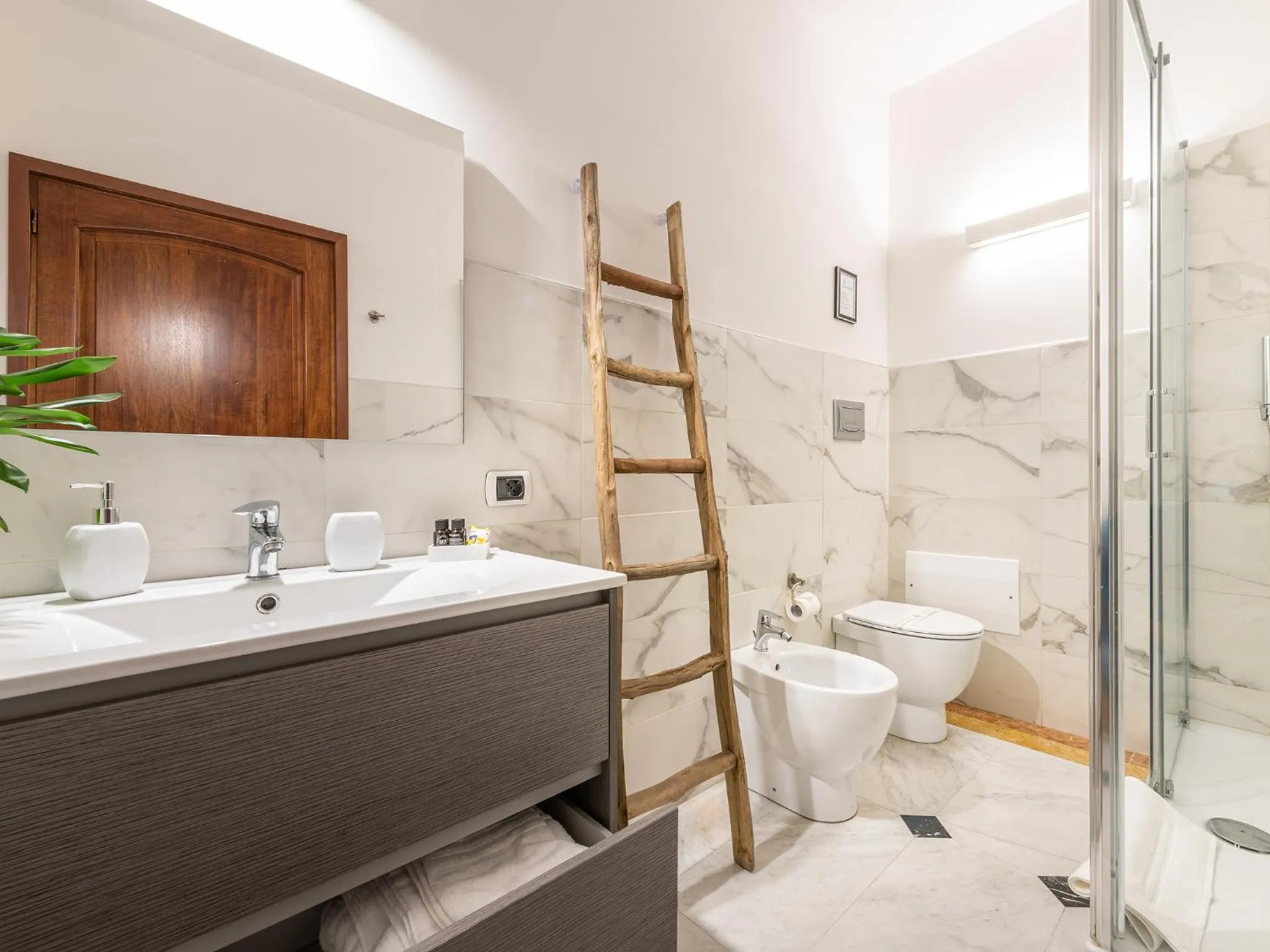 Bathroom in Relais La Lanterne