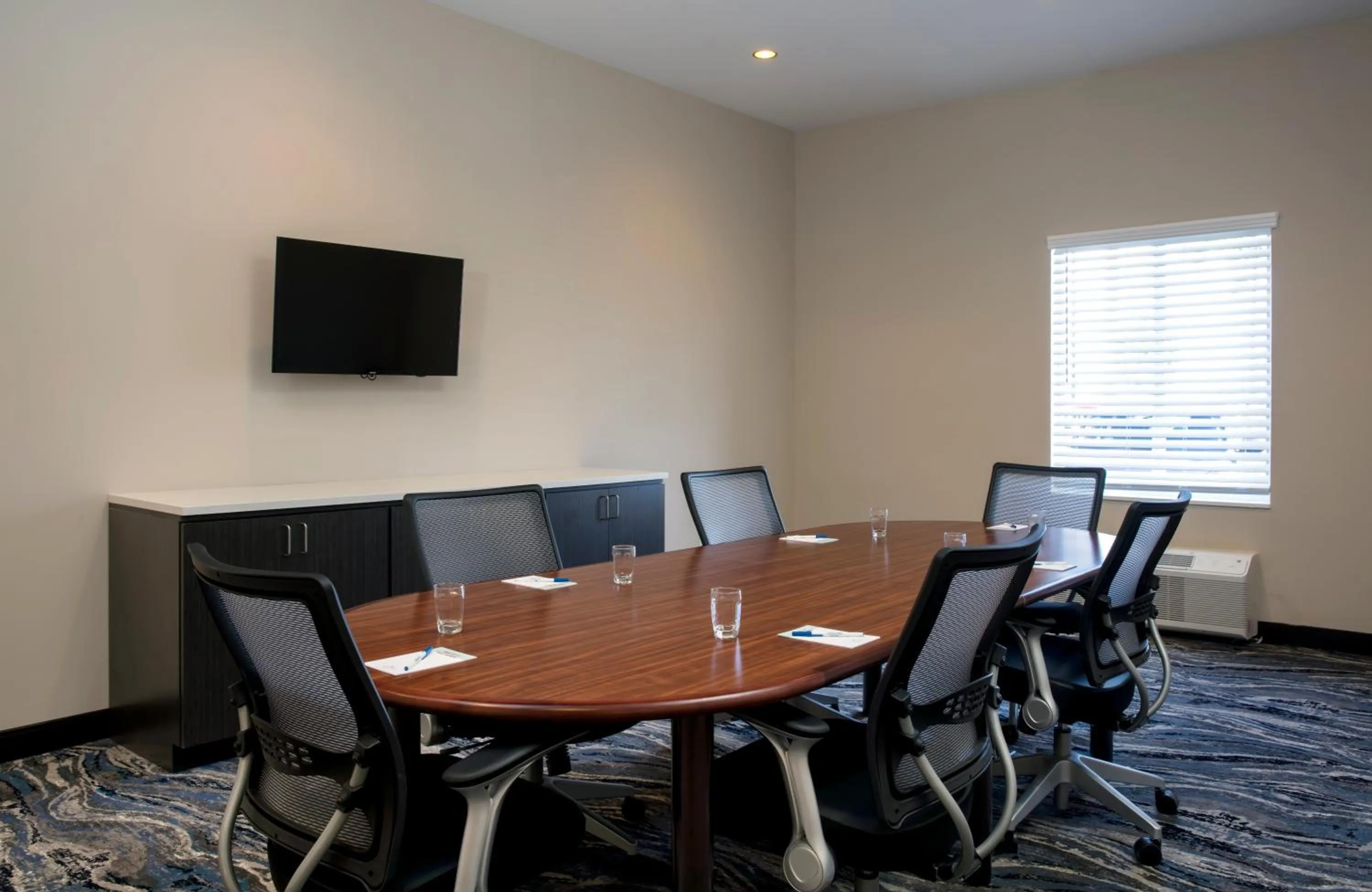 Meeting/conference room in Candlewood Suites - Miami Exec Airport - Kendall by IHG