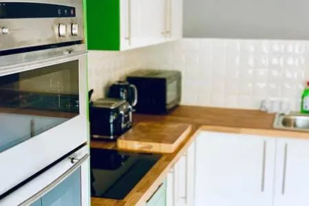 Kitchen or kitchenette in Old Fleece Apartments