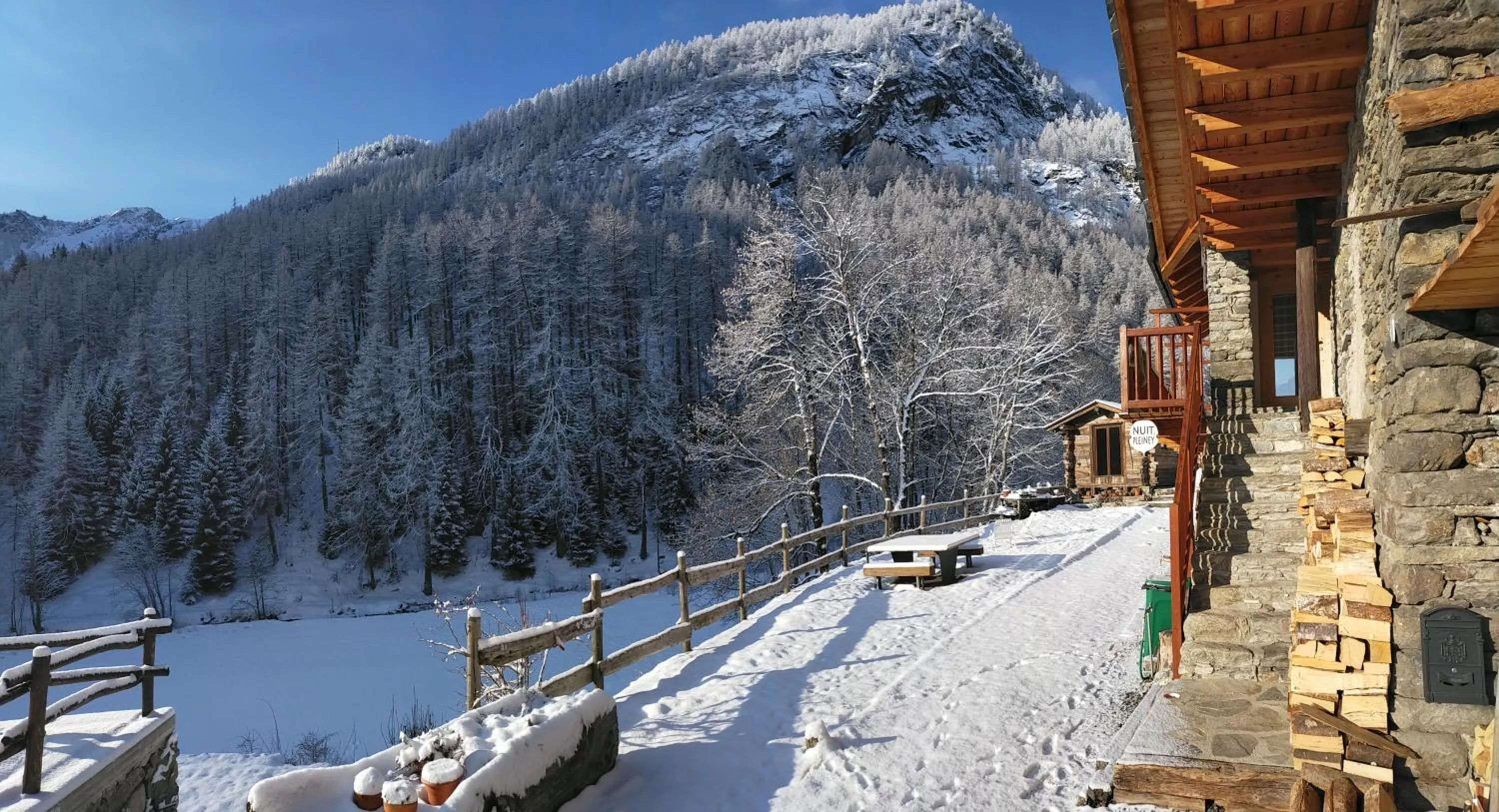 Winter in Nuit a Pleiney