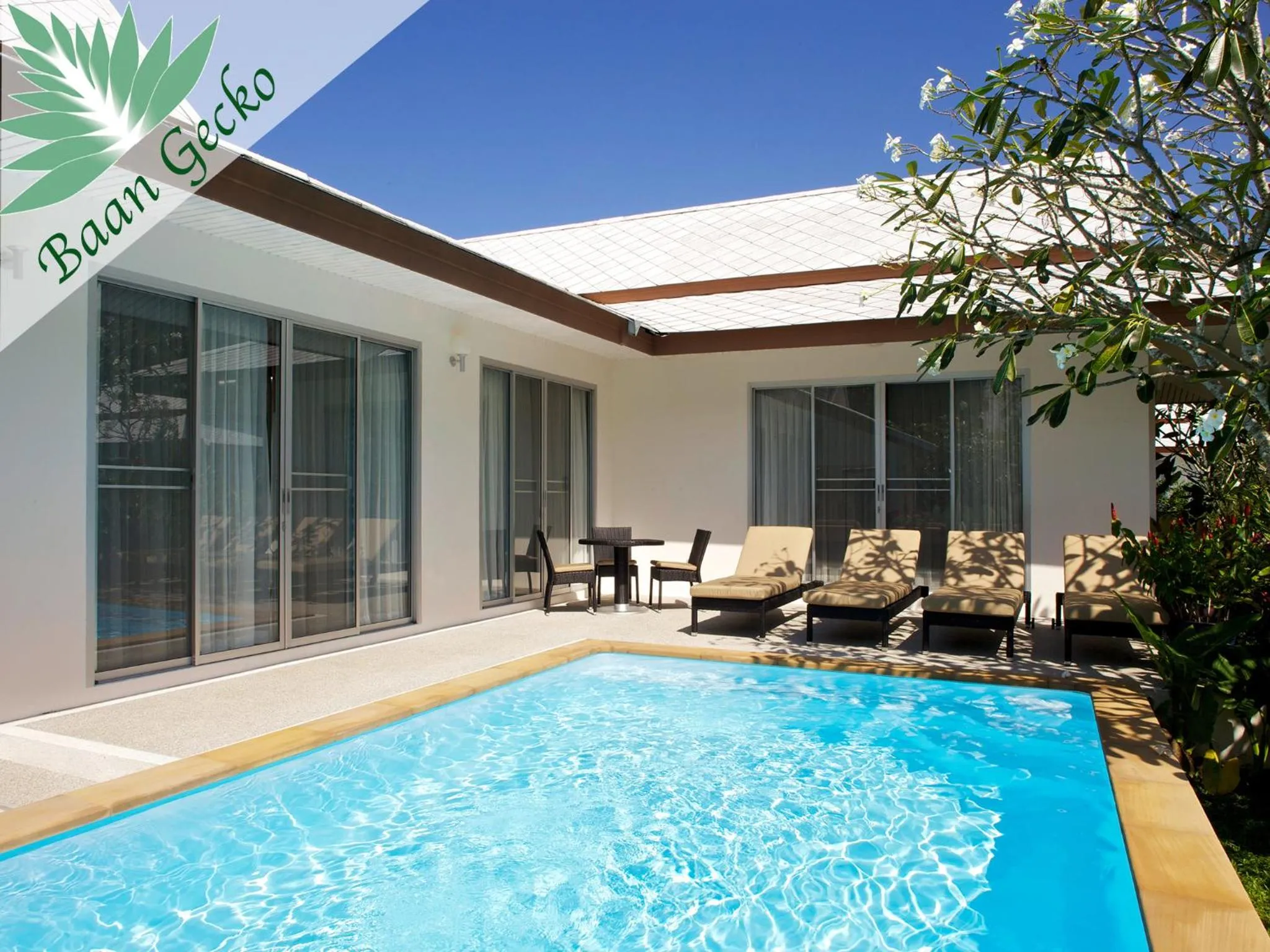 Swimming pool in Baan Gecko