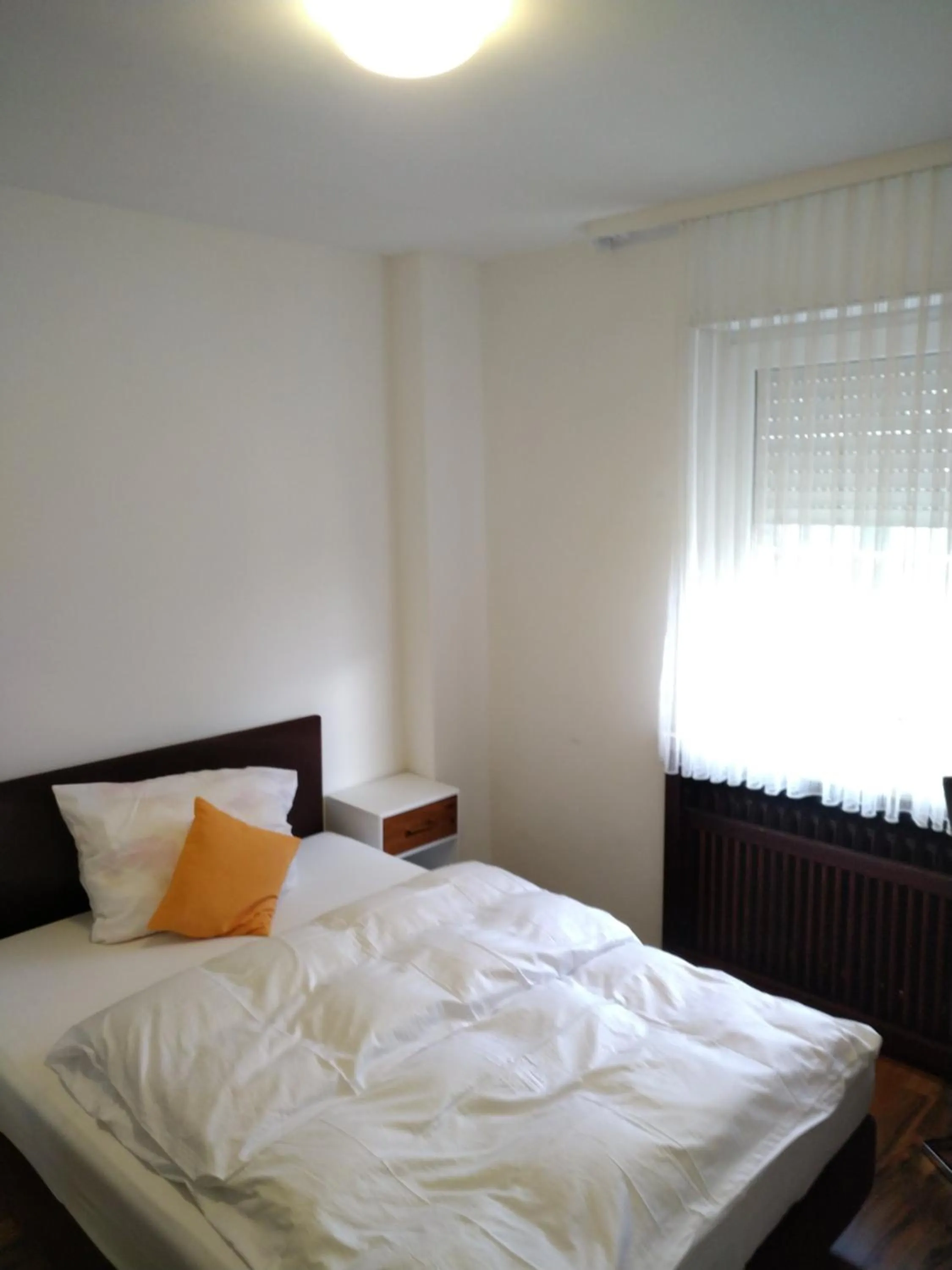 Bed in Hotel Zentrum