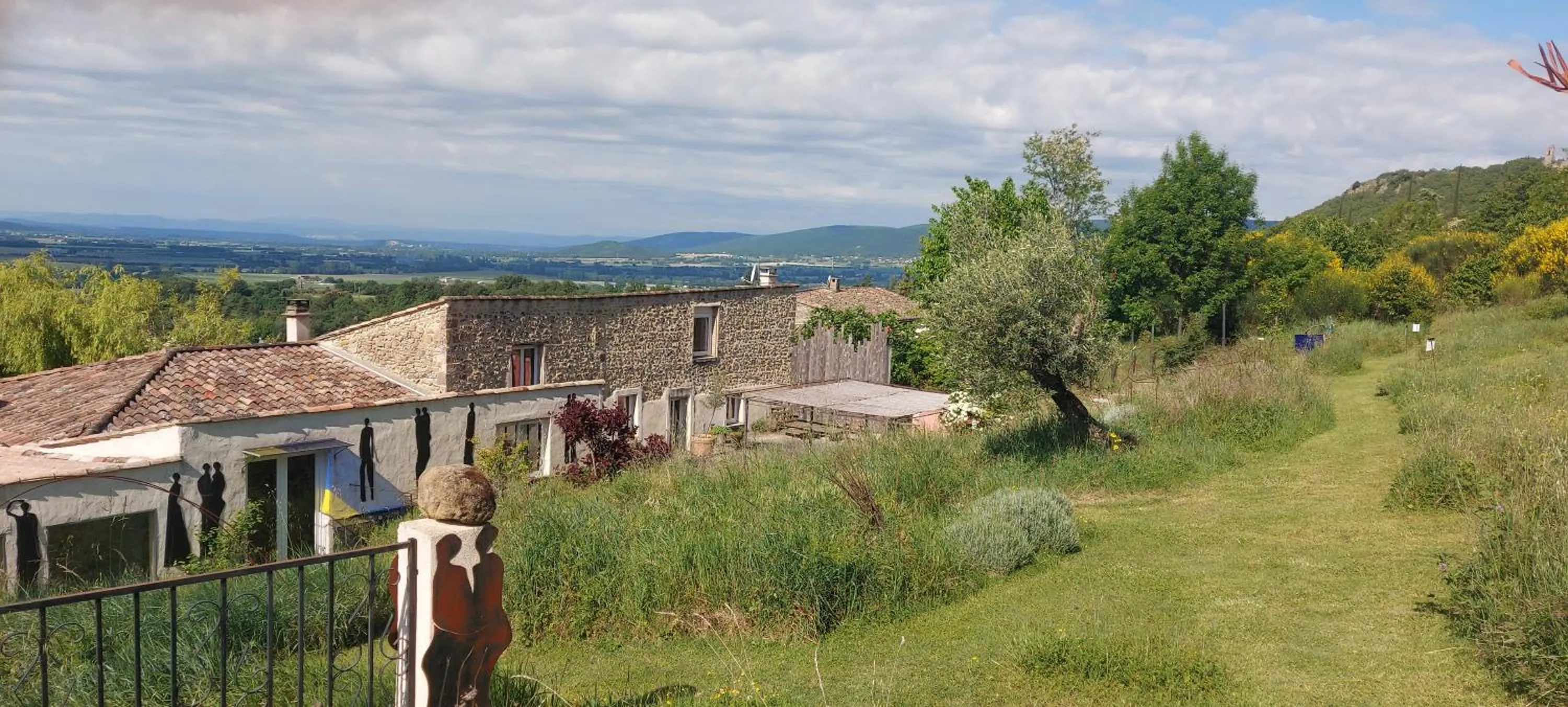 Garden view in tempepailla