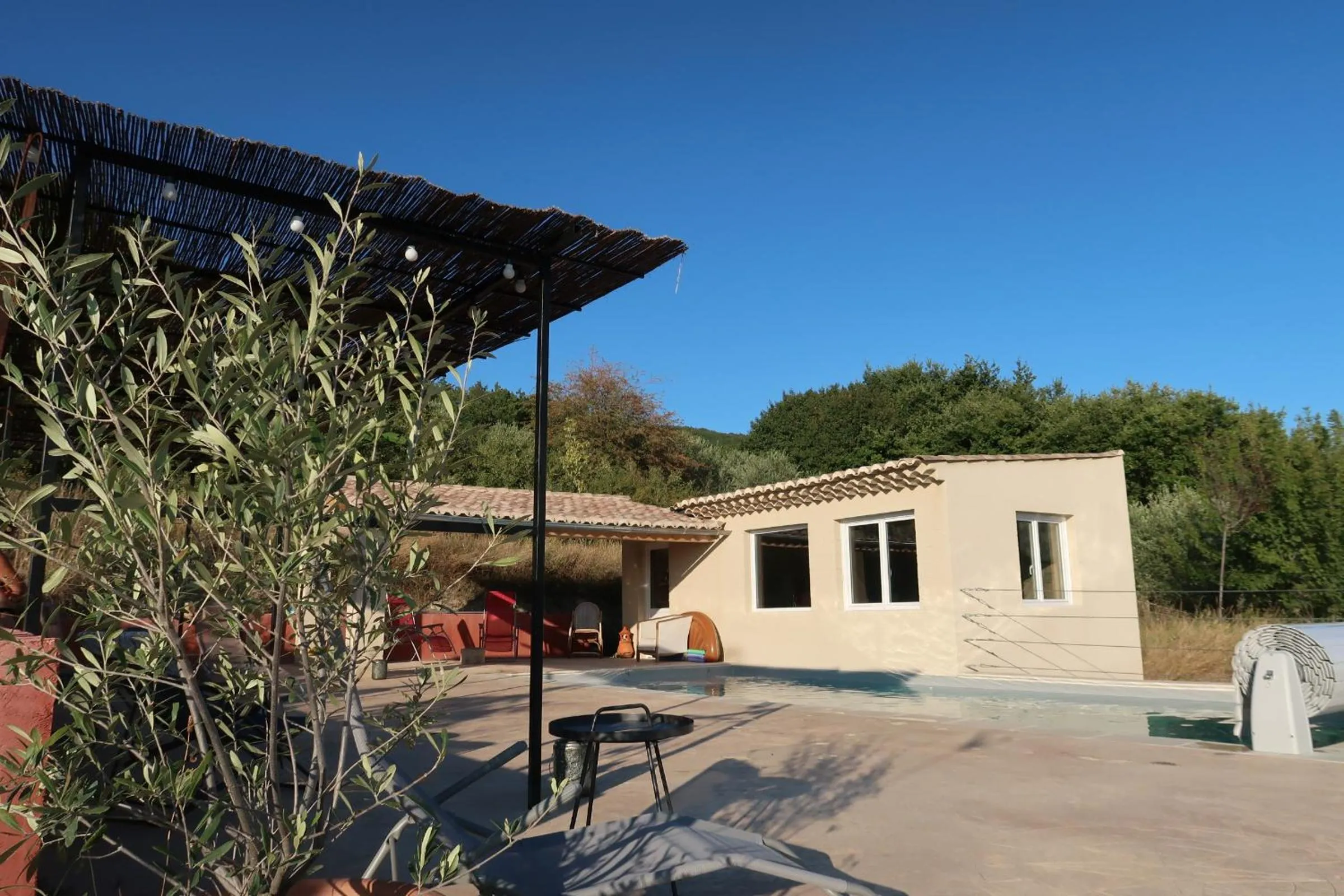 Swimming pool in tempepailla