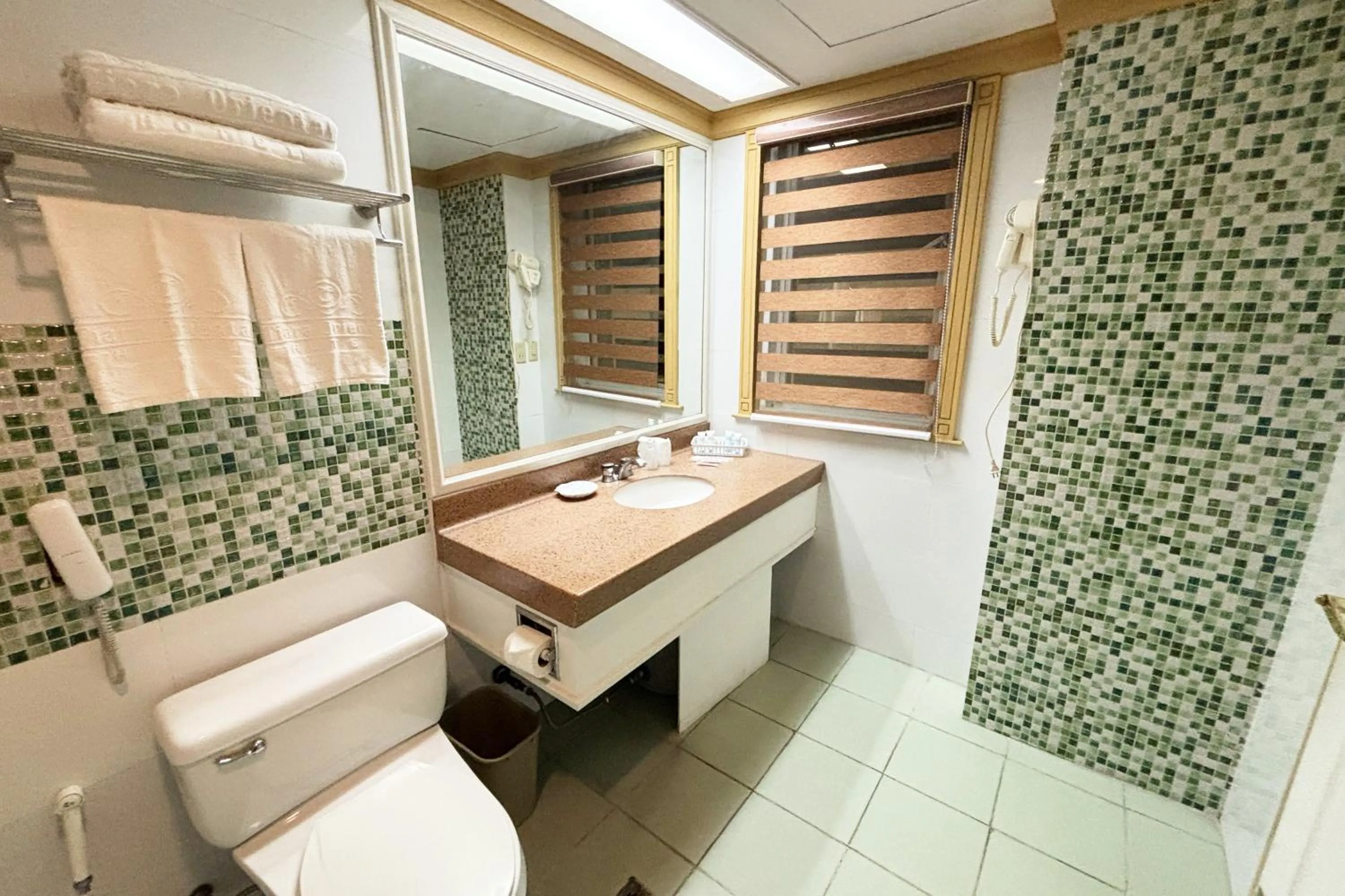 Tiara Oriental Hotel Makati powered by Cocotel