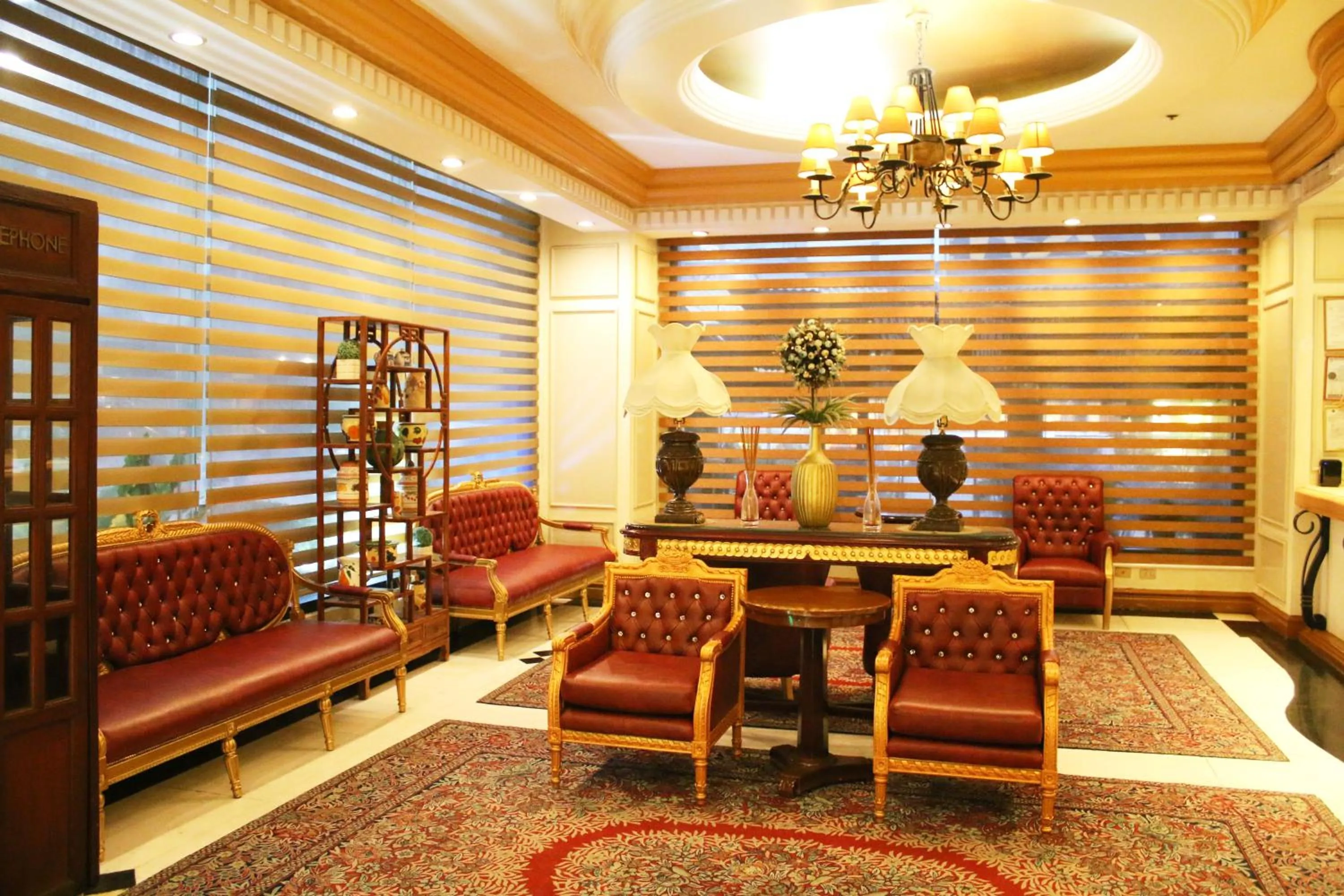 Lobby or reception in Tiara Oriental Hotel Makati powered by Cocotel