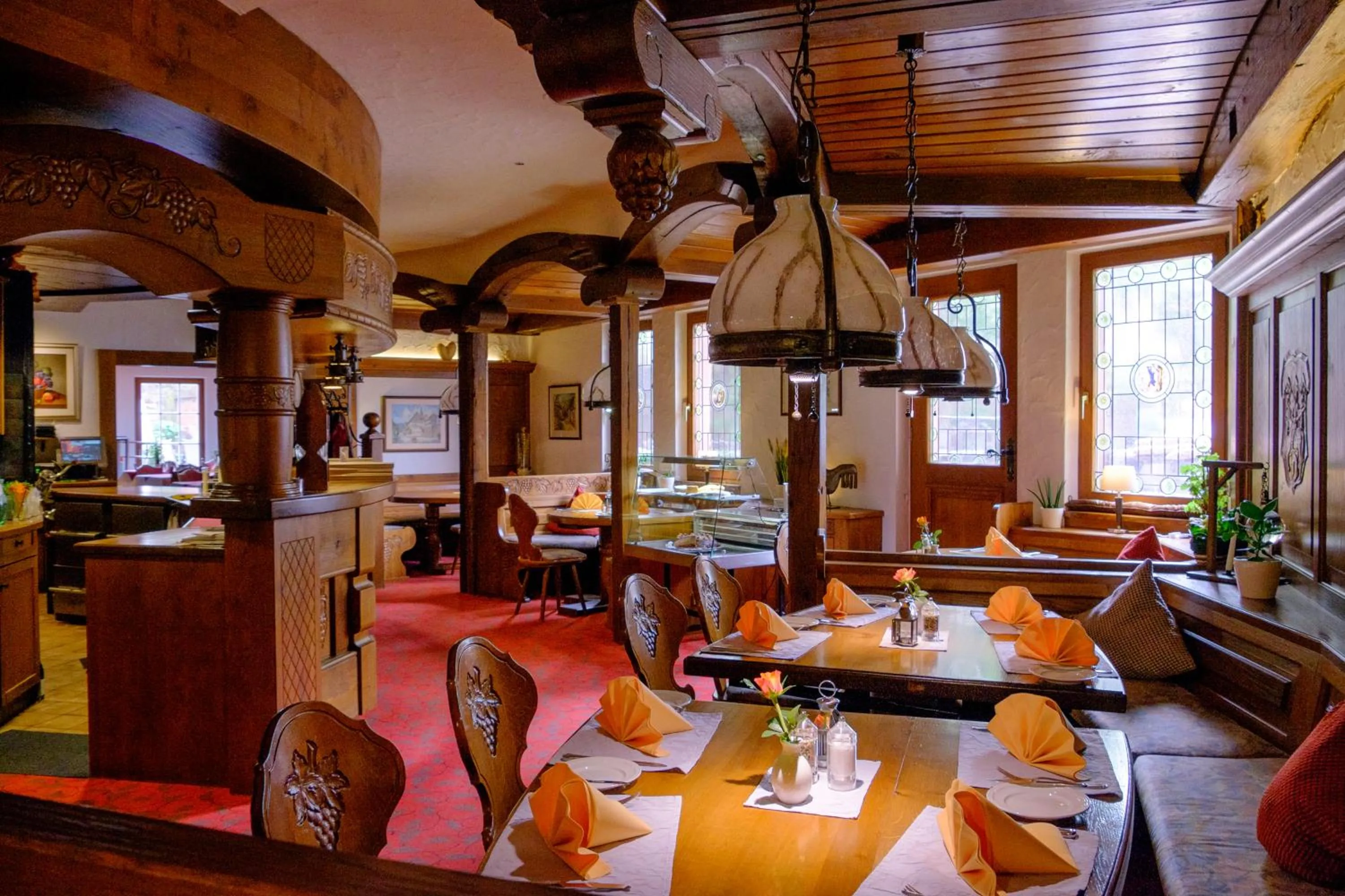 Restaurant/places to eat in Hotel St.Martiner Castell