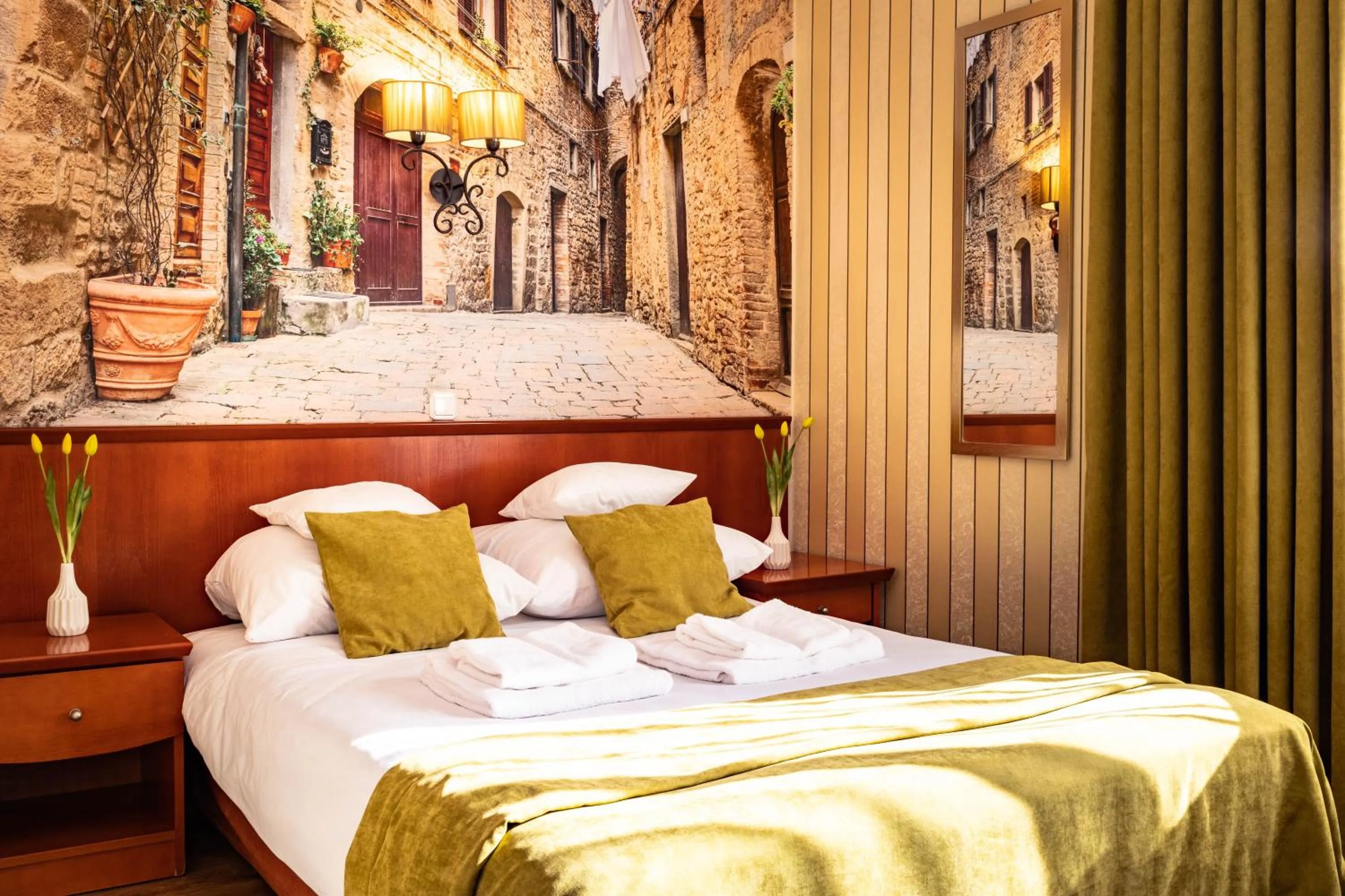 Bed in Hotel Wenecki