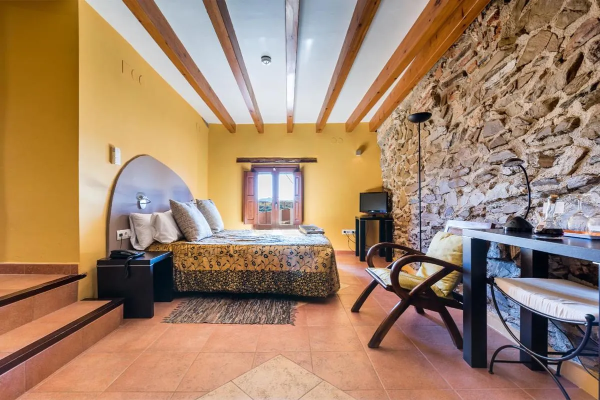 Bed in Hotel Cal Llop