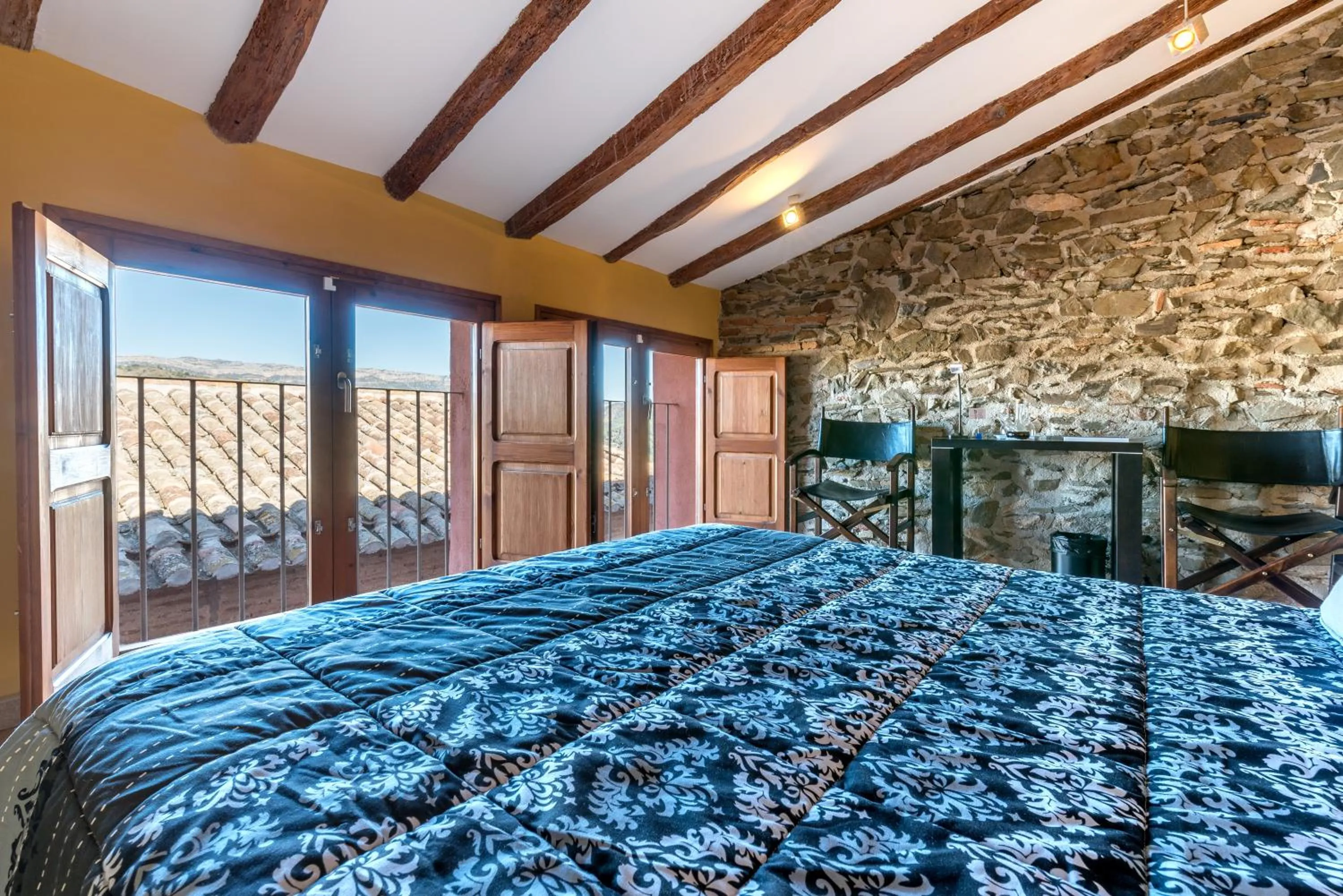 Bed in Hotel Cal Llop