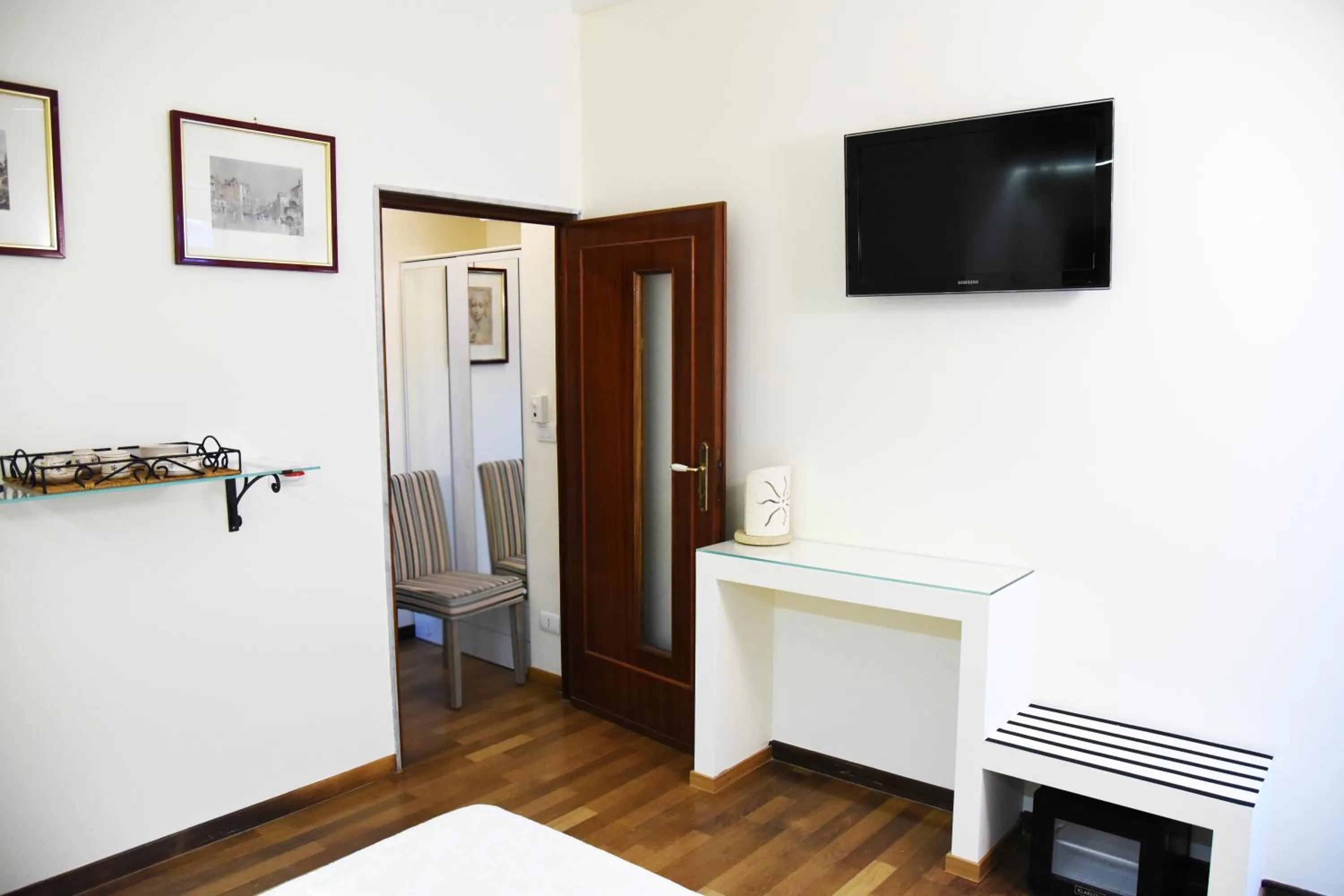 Bedroom in B&B Al Vecchio Glicine