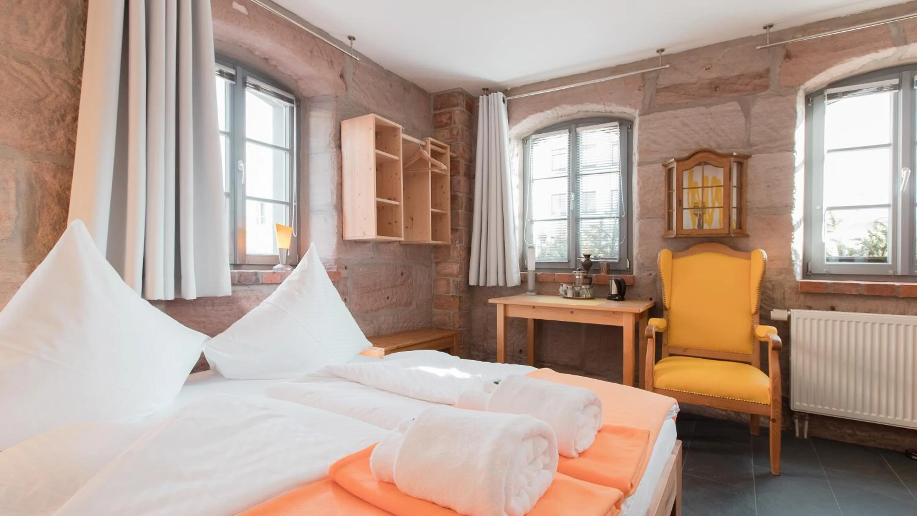 Bed in Biohotel Kunstquartier