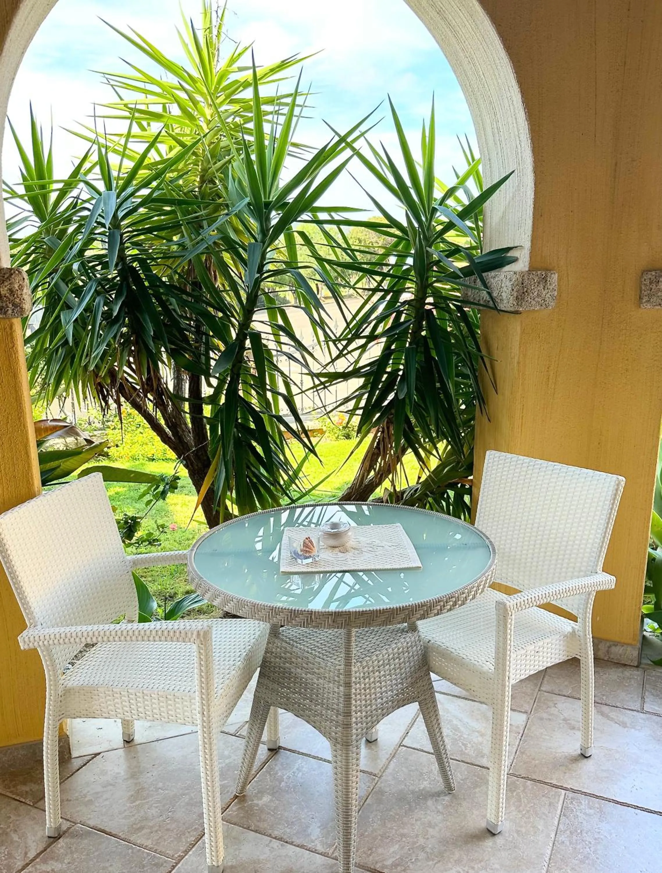 Garden in Hotel Sa Suergia