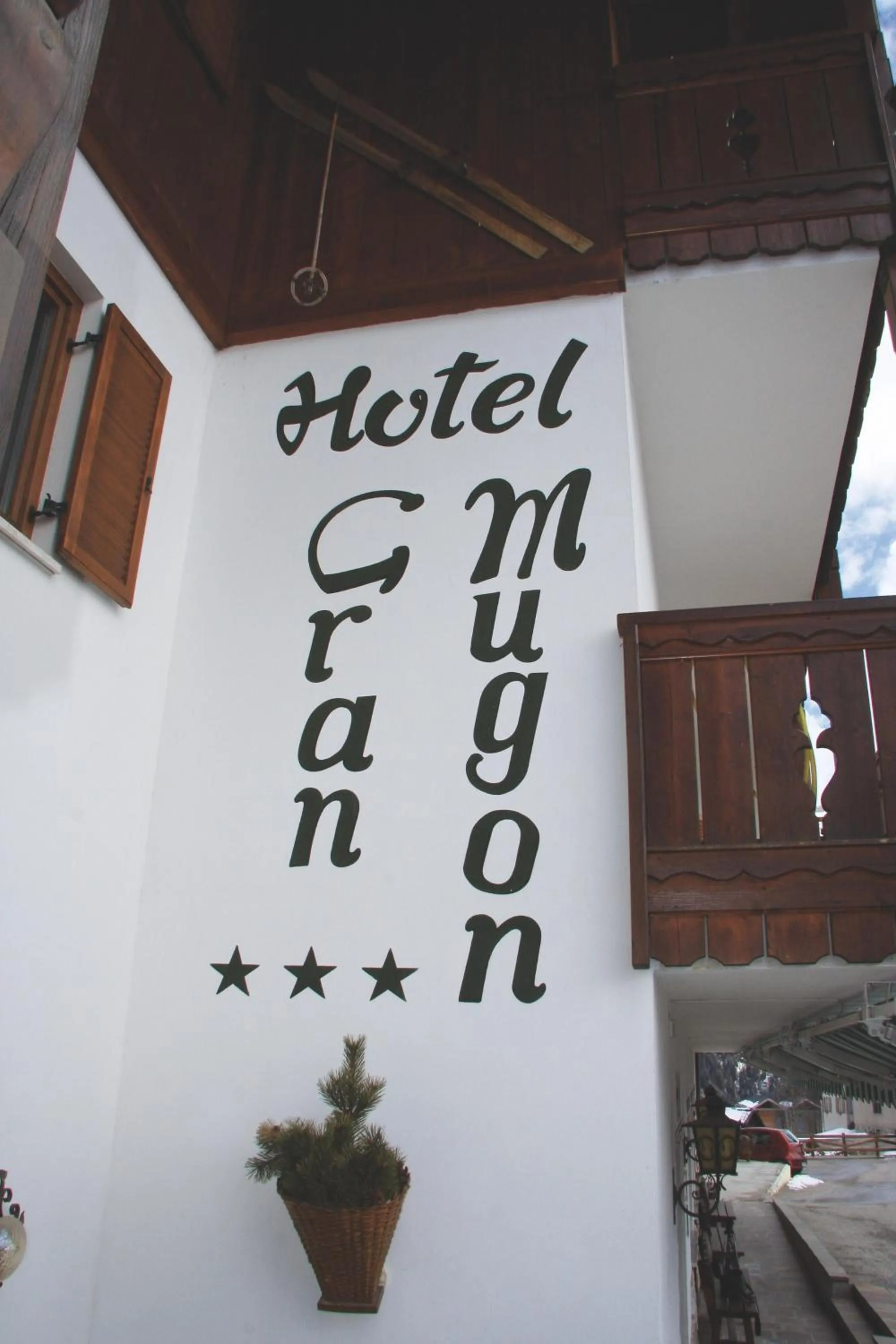 Facade/entrance in Hotel Gran Mugon