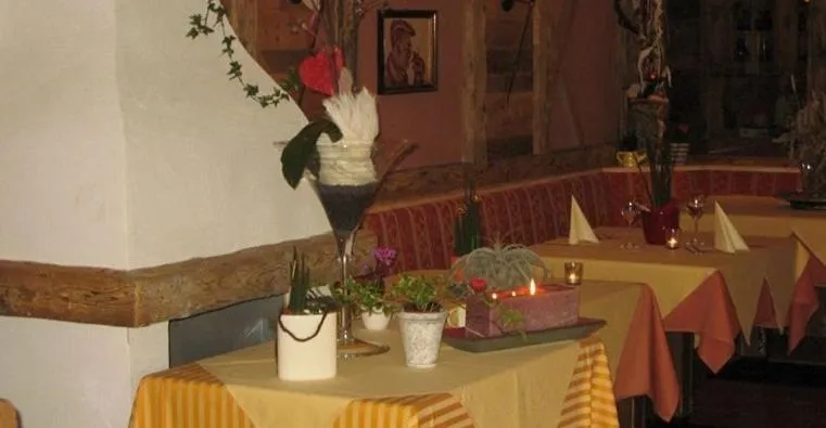 Restaurant/places to eat in Hotel Mair Am Bach