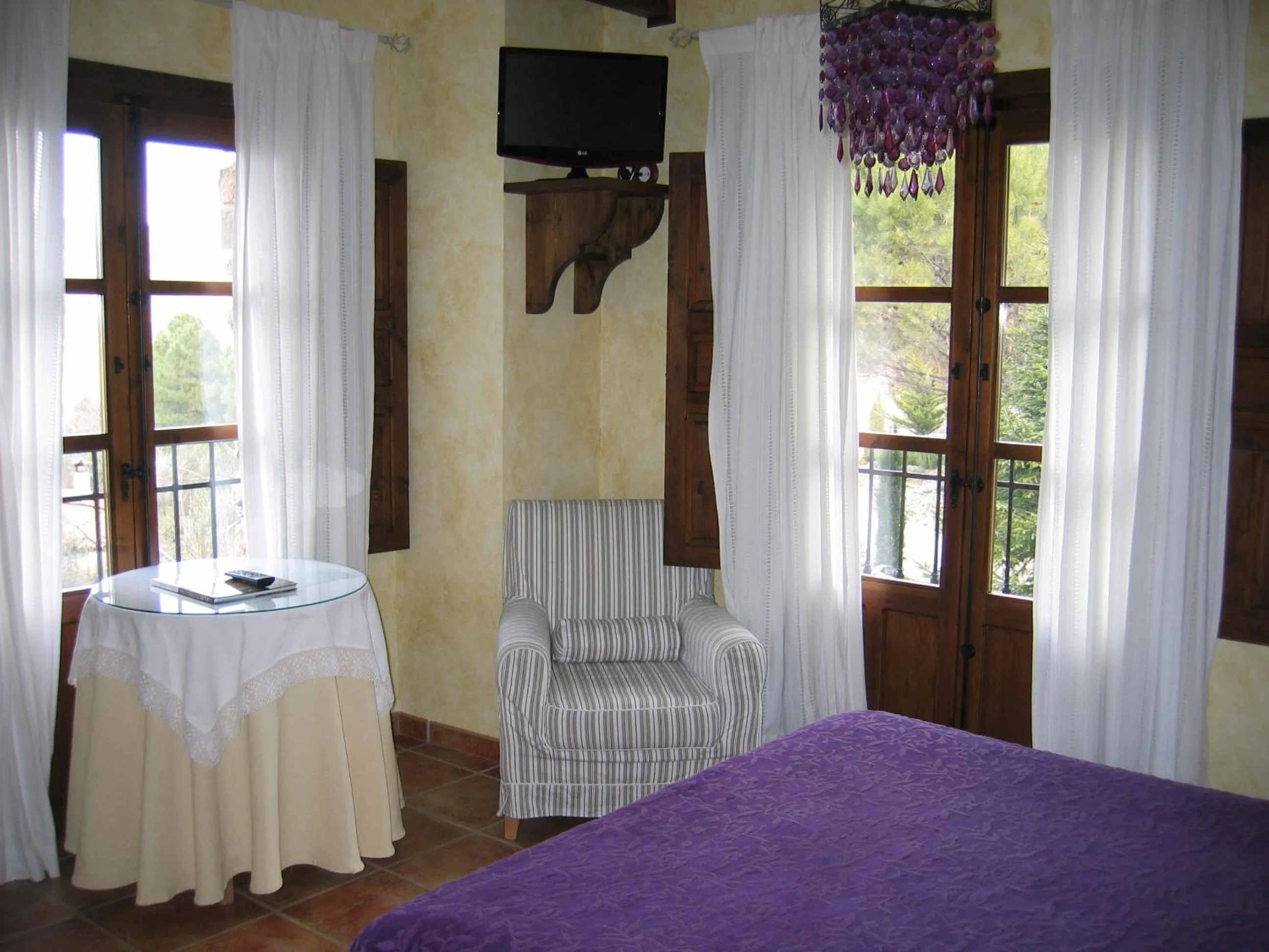 Bedroom, Bed in Hotel de Montaña Cueva Ahumada