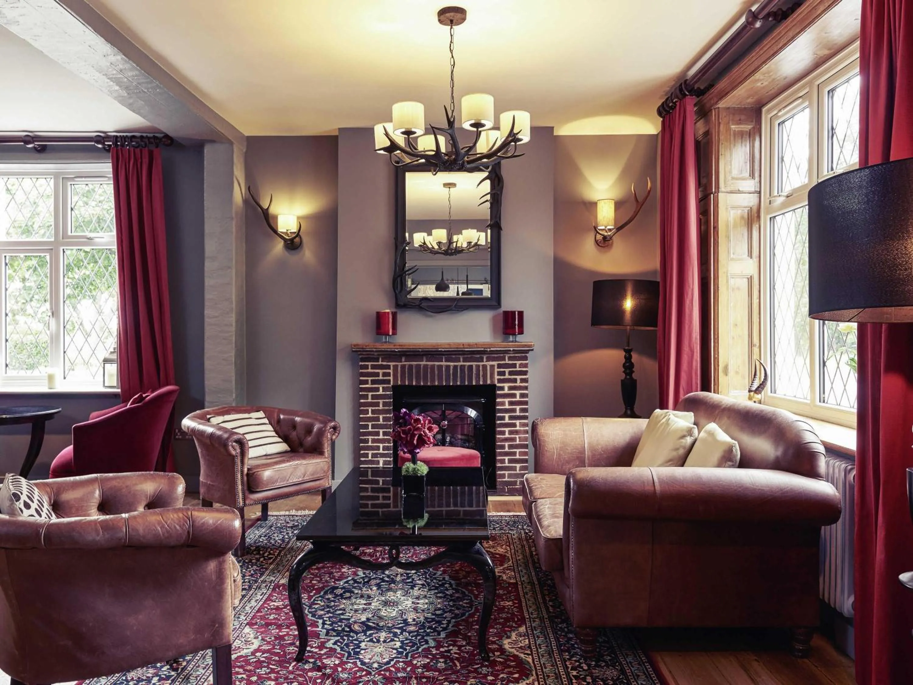 Lounge or bar in Mercure Thame Lambert Hotel