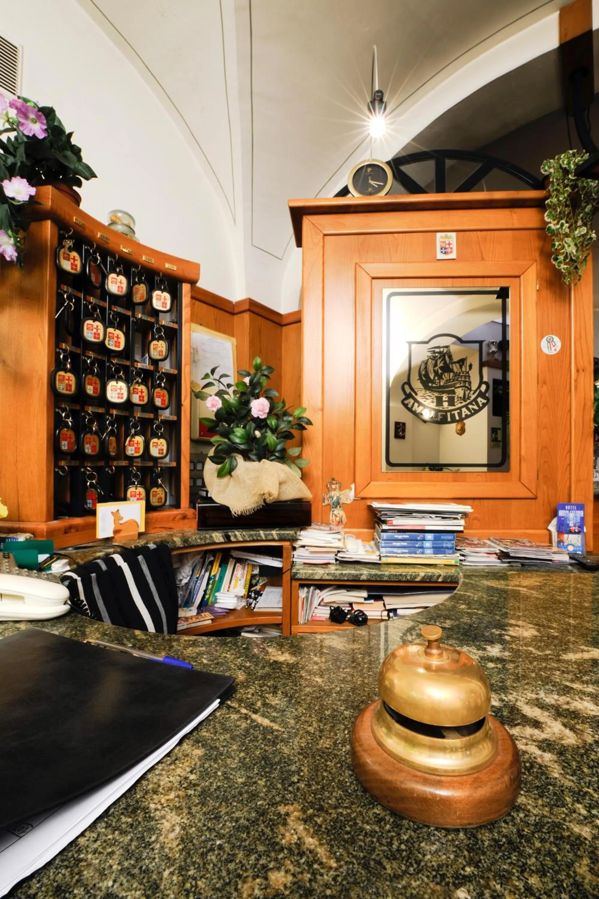 Lobby or reception in Hotel Amalfitana