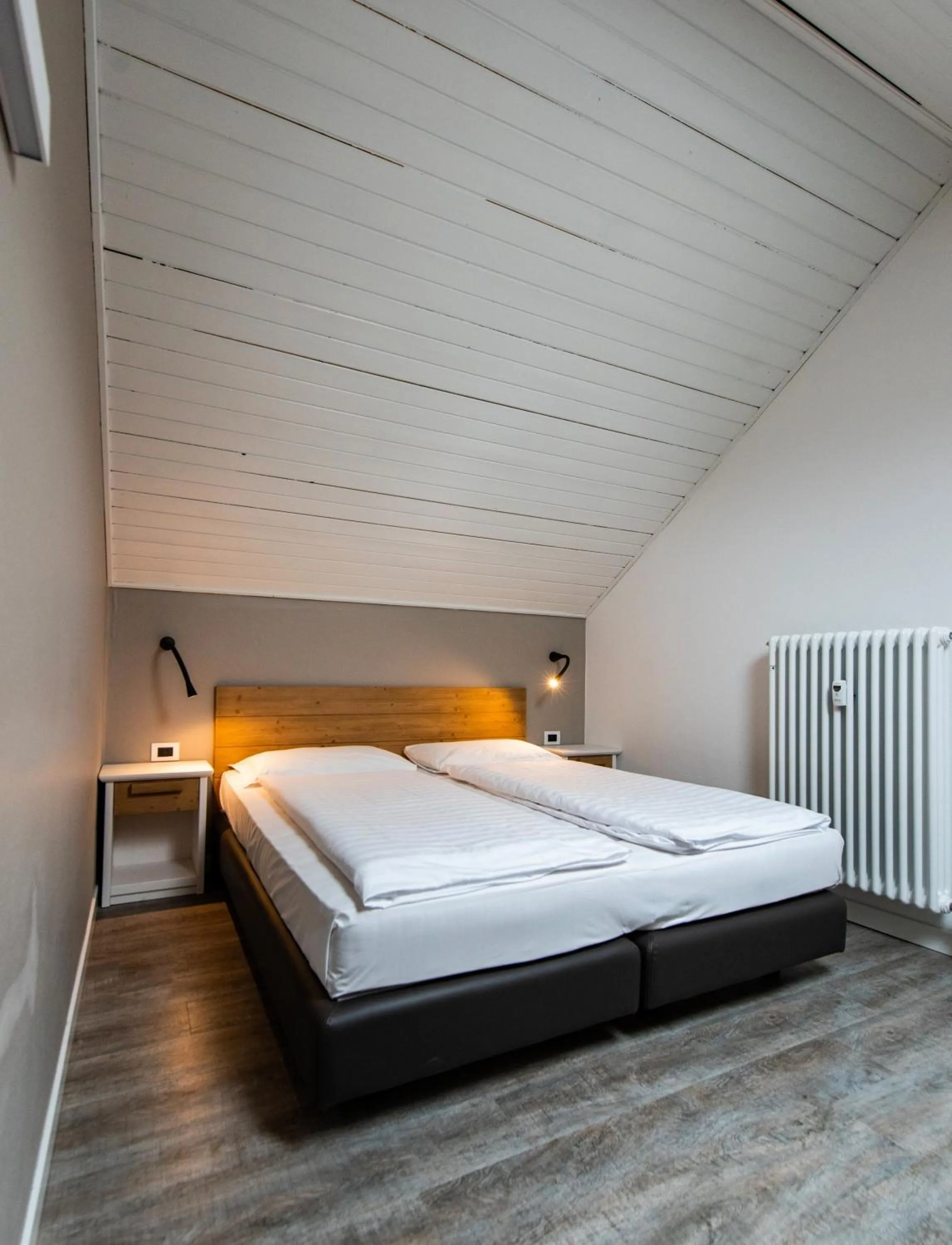 Bedroom, Bed in Residence Contrin