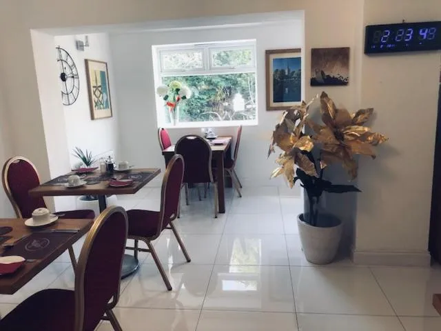 Dining area in Avonpark House