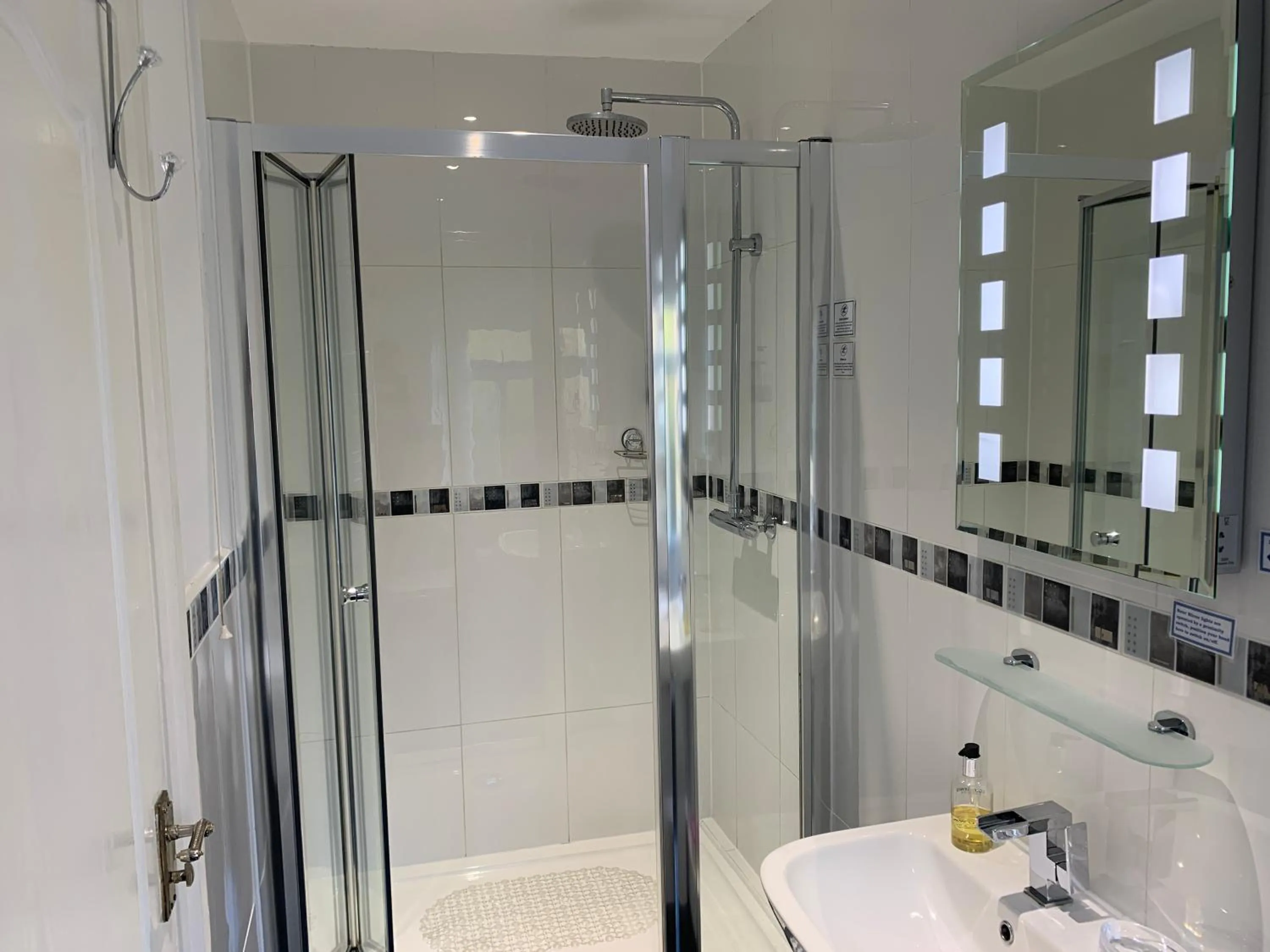 Shower in Avonpark House